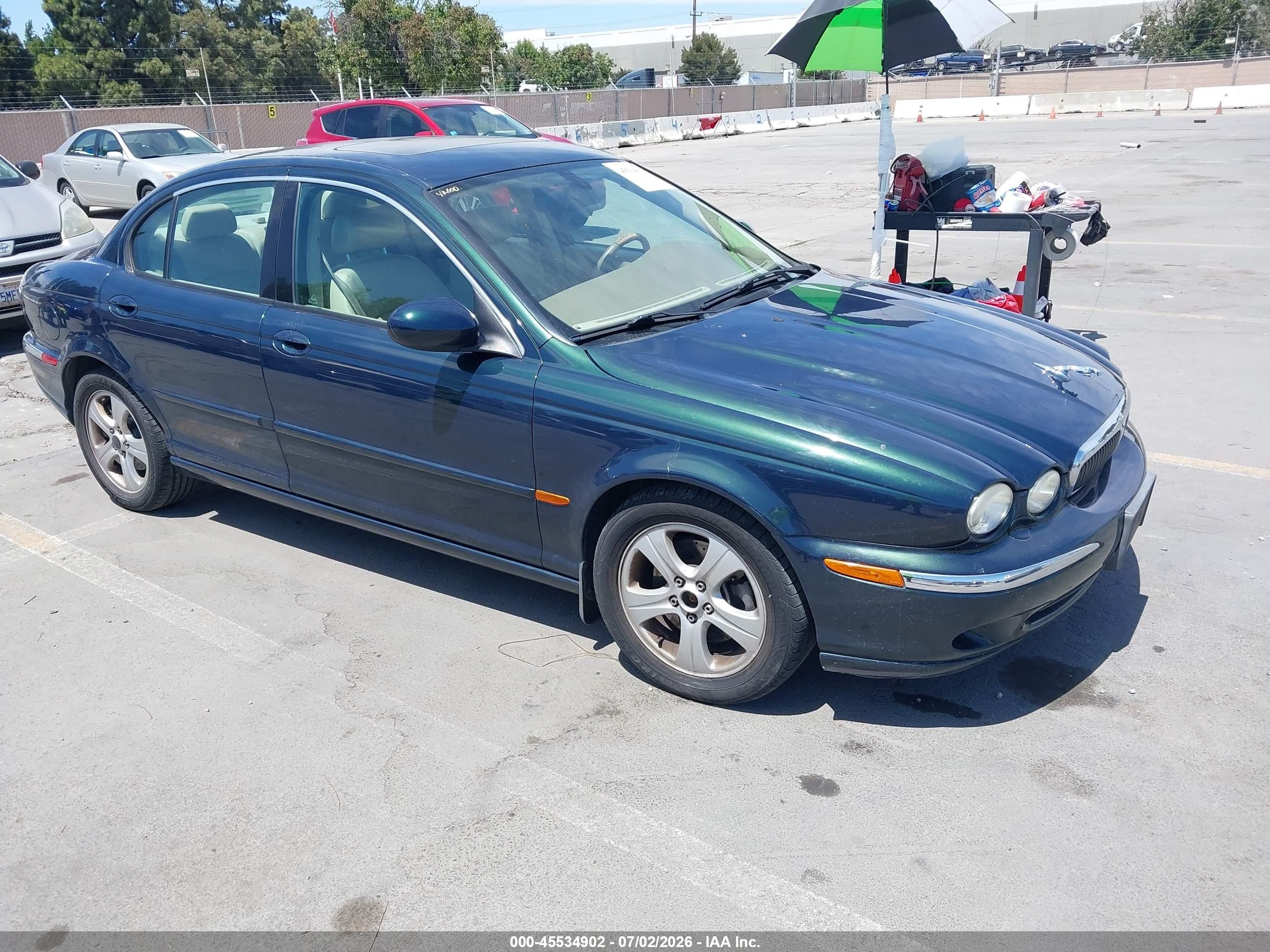 2002 Jaguar X-Type, VIN SAJEA51C42WC28869 — Normal wear
