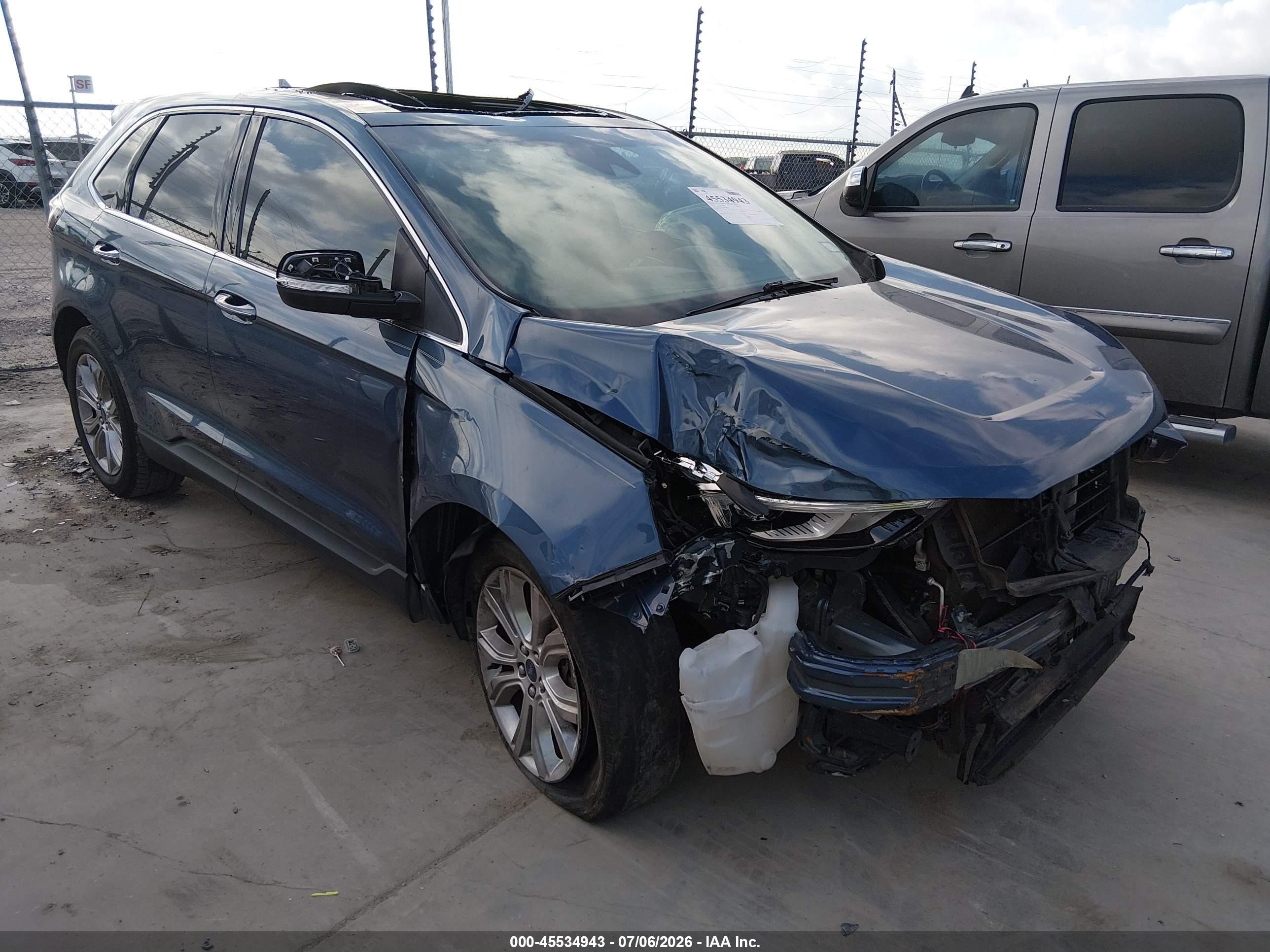 2019 Ford Edge Titanium, VIN 2FMPK3K94KBB49045 — Front end