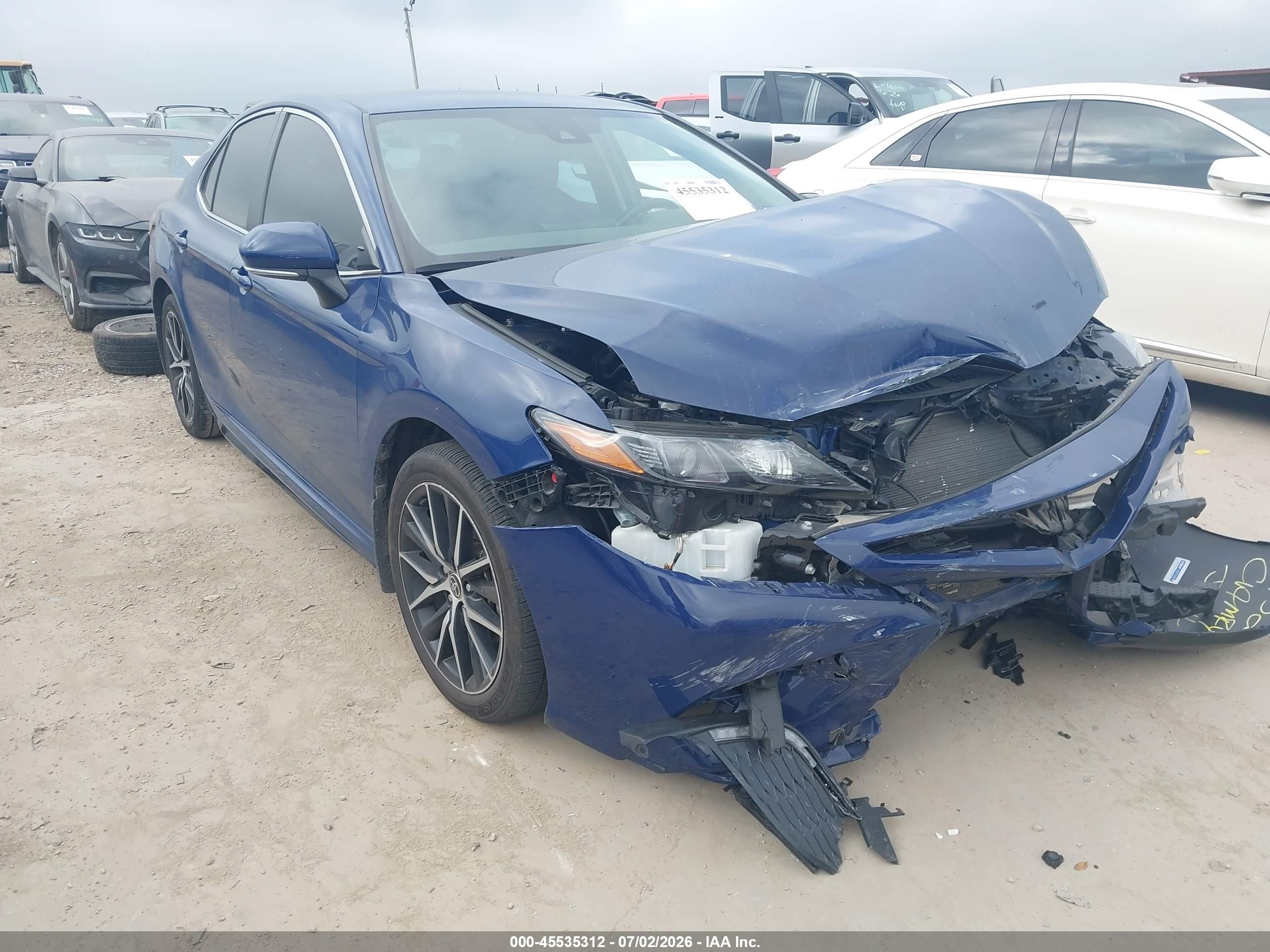 2023 Toyota Camry SE, VIN 4T1T11AK3PU138310 — Front end