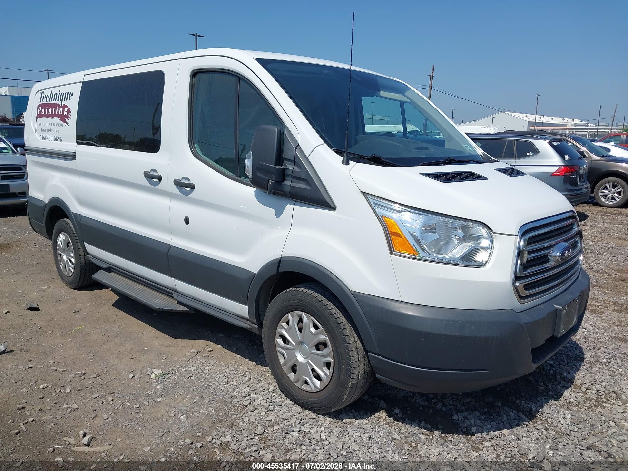 2017 Ford Transit Cargo, VIN 1FTYE1YG5HKA46869 — Normal wear