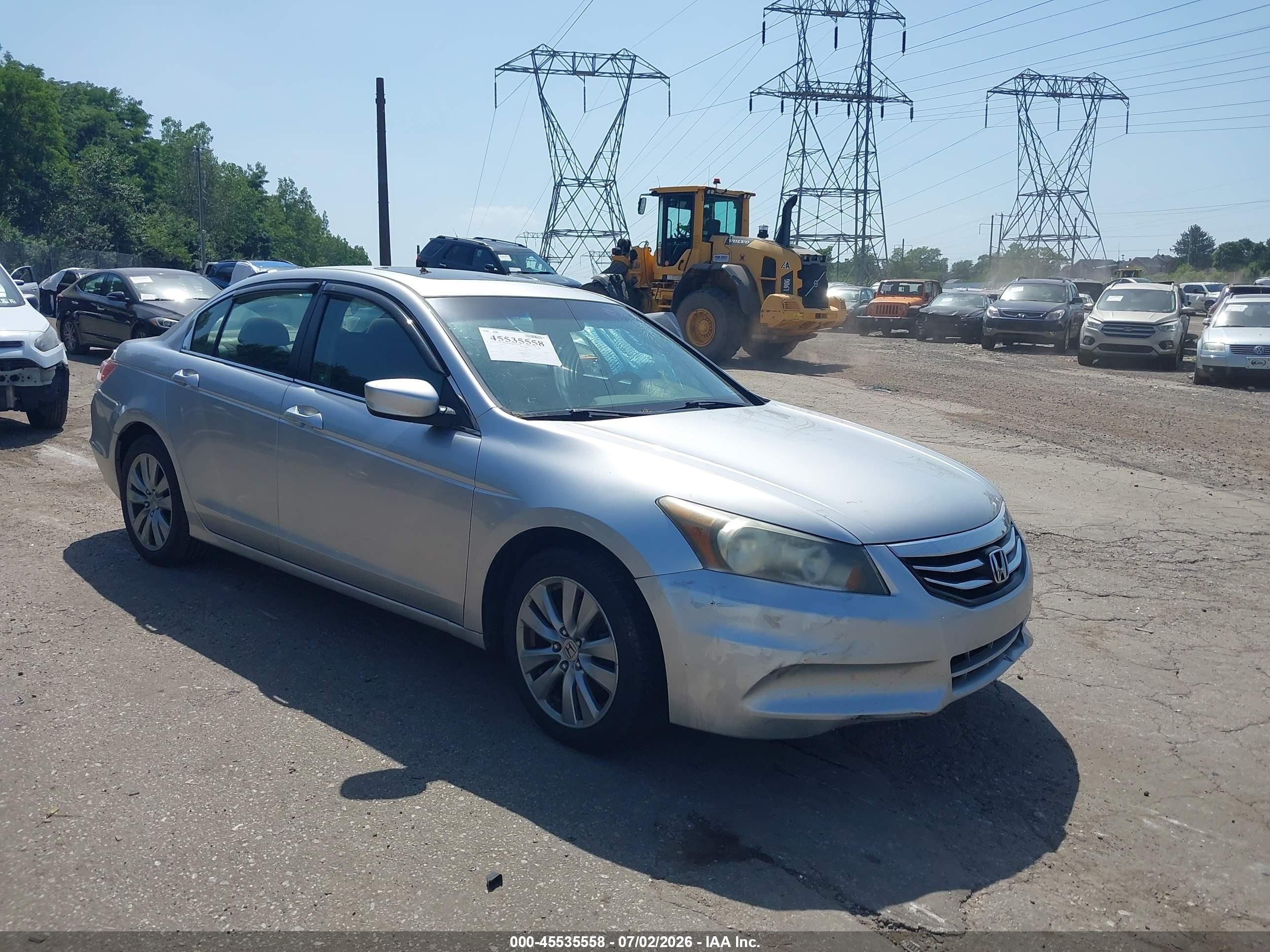 2011 Honda Accord EX, VIN 1HGCP2F71BA105329 — Обычный износ