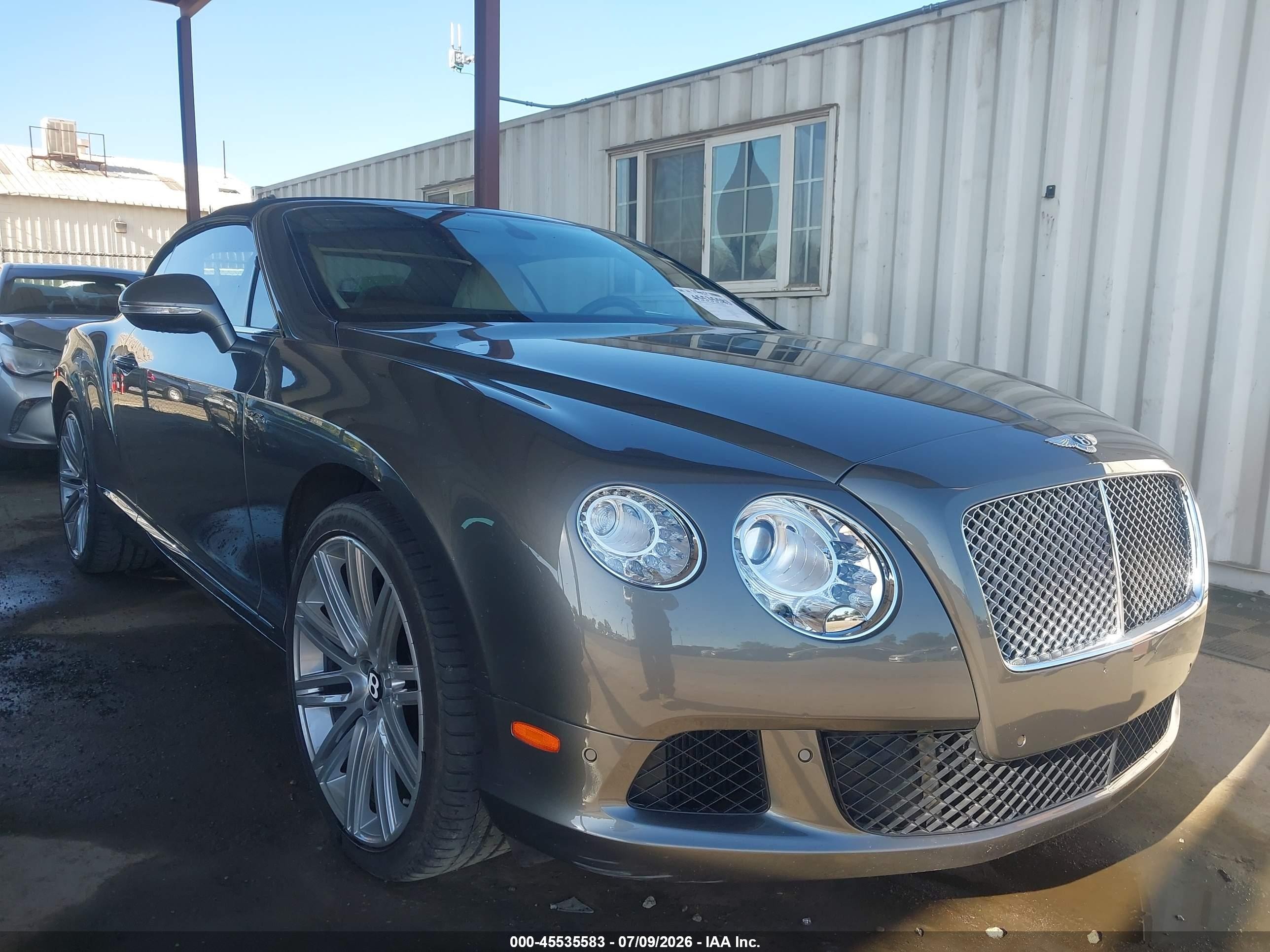 2014 Bentley Continental GT, VIN SCBGU3ZA8EC091897 — Rear end