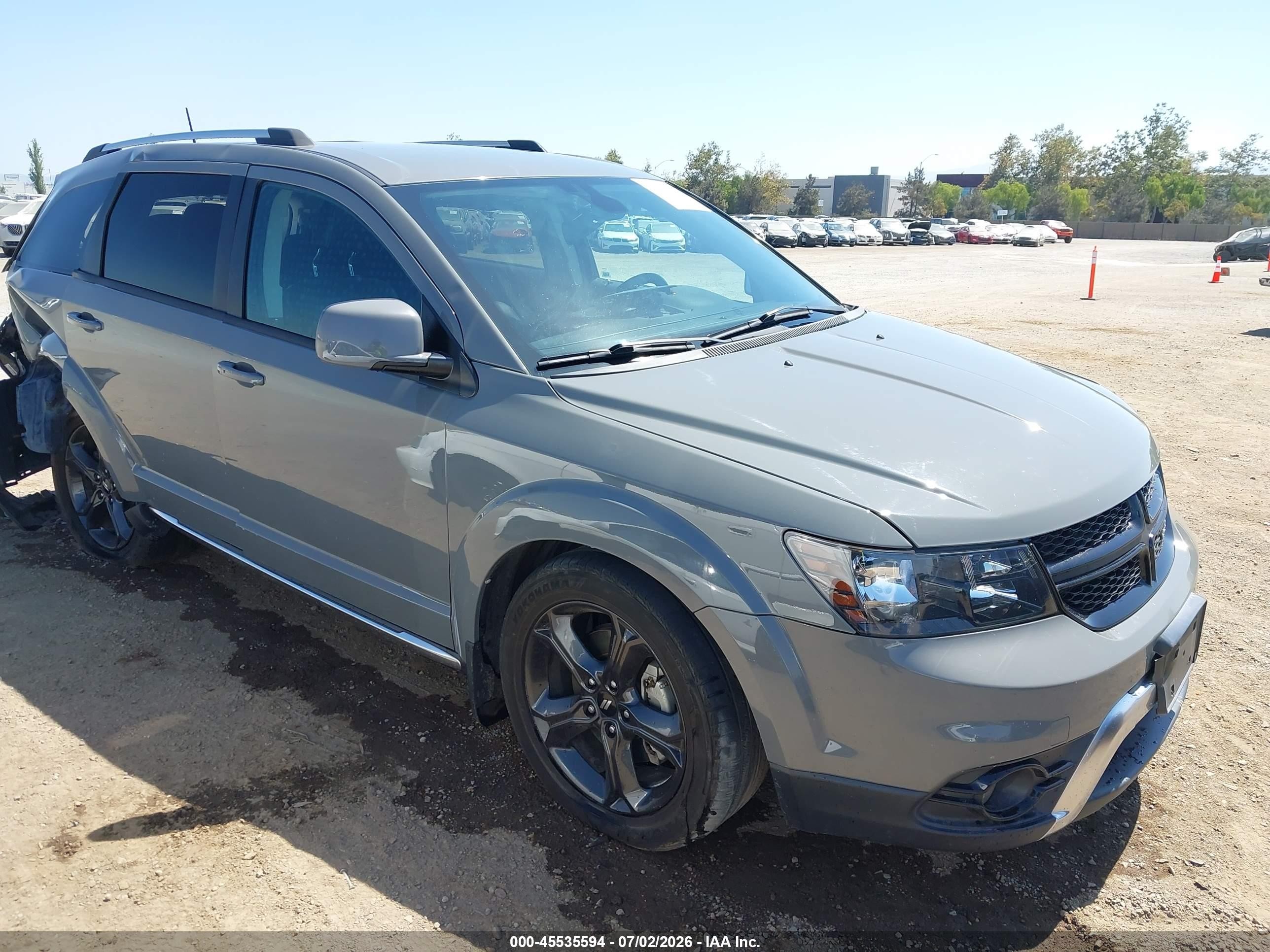 2019 Dodge Journey Crossroad, VIN 3C4PDCGB4KT751300 — Rear end