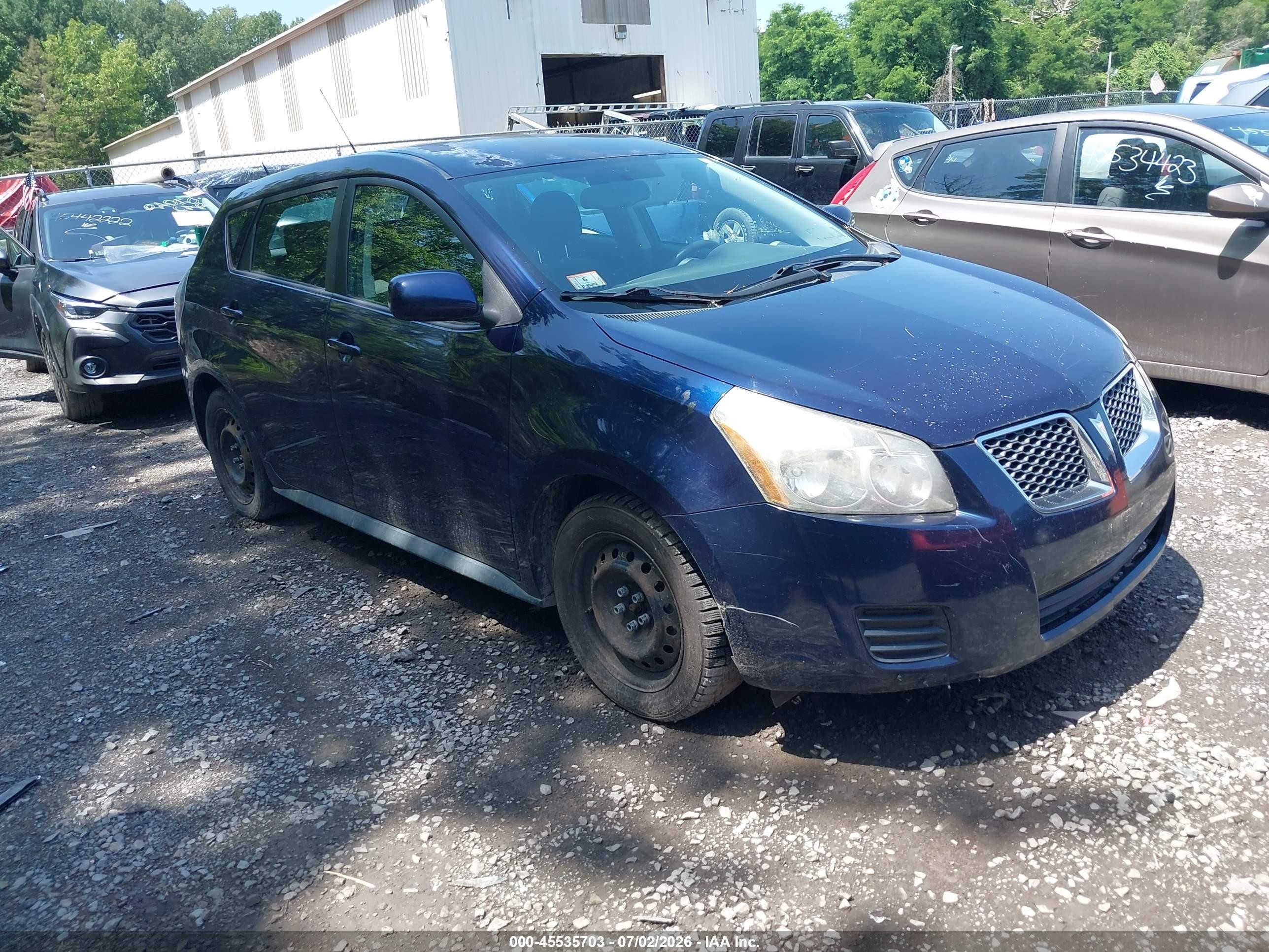 2010 Pontiac Vibe, VIN 5Y2SL6E84AZ401792 — Normal wear