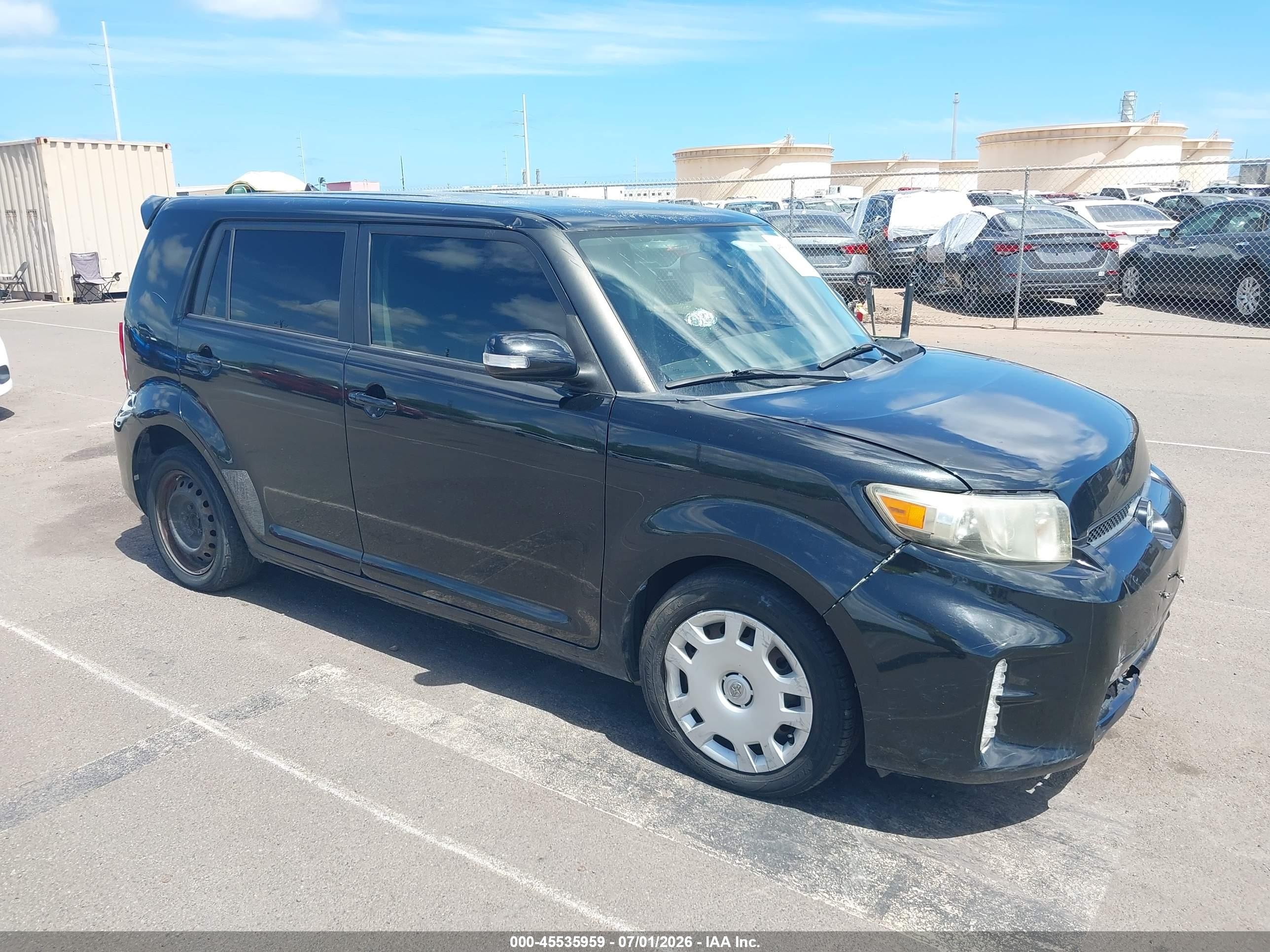 2015 Scion xB, VIN JTLZE4FE9FJ076861 — Перед