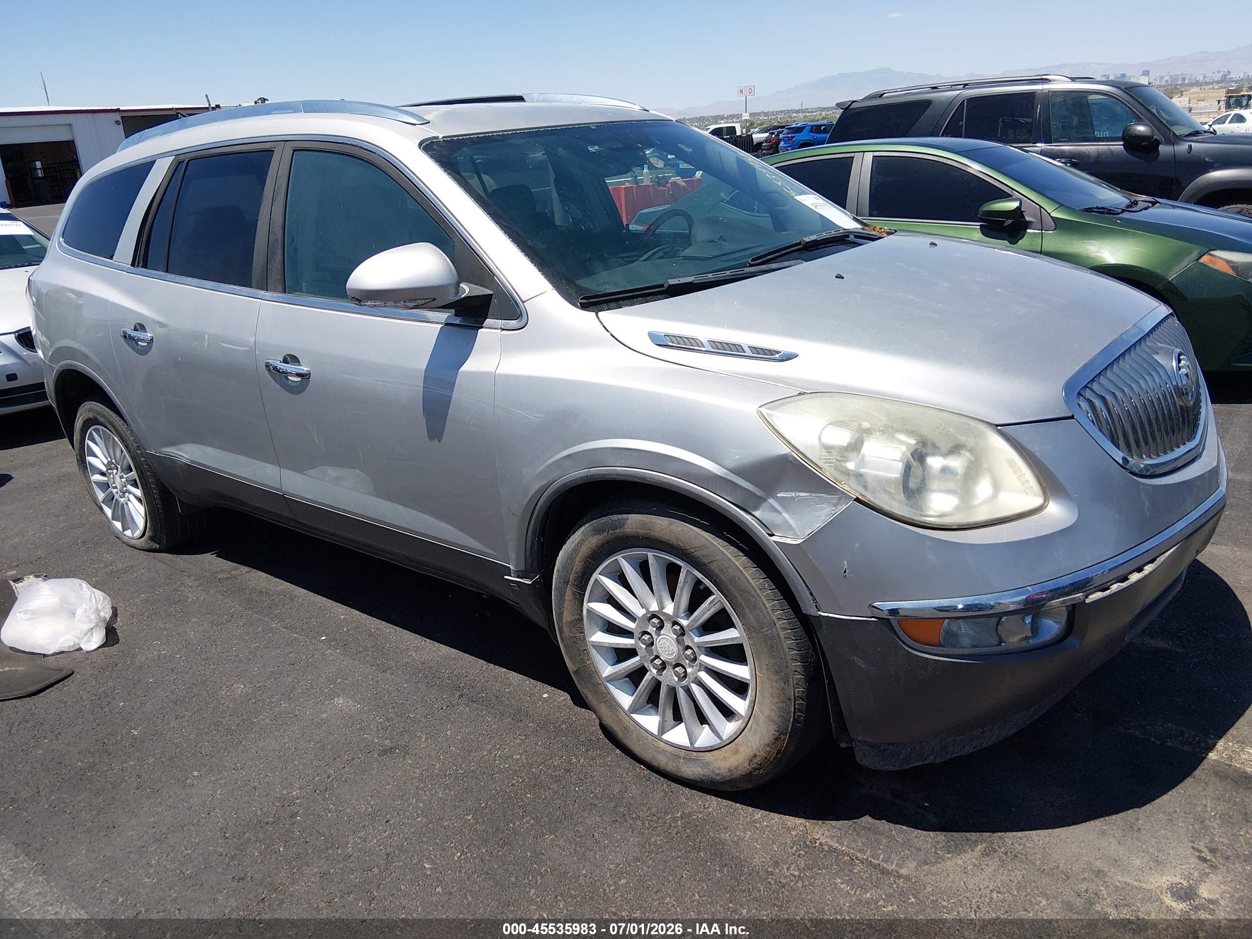 2008 Buick Enclave CXL, VIN 5GAER23738J108930 — Normal wear