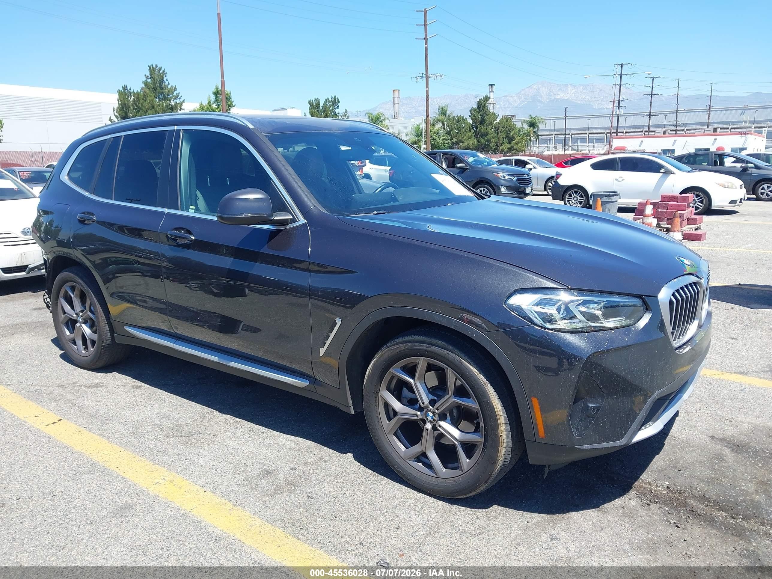 2022 BMW X3 sDrive30i, VIN 5UX43DP02N9M21385 — Зад