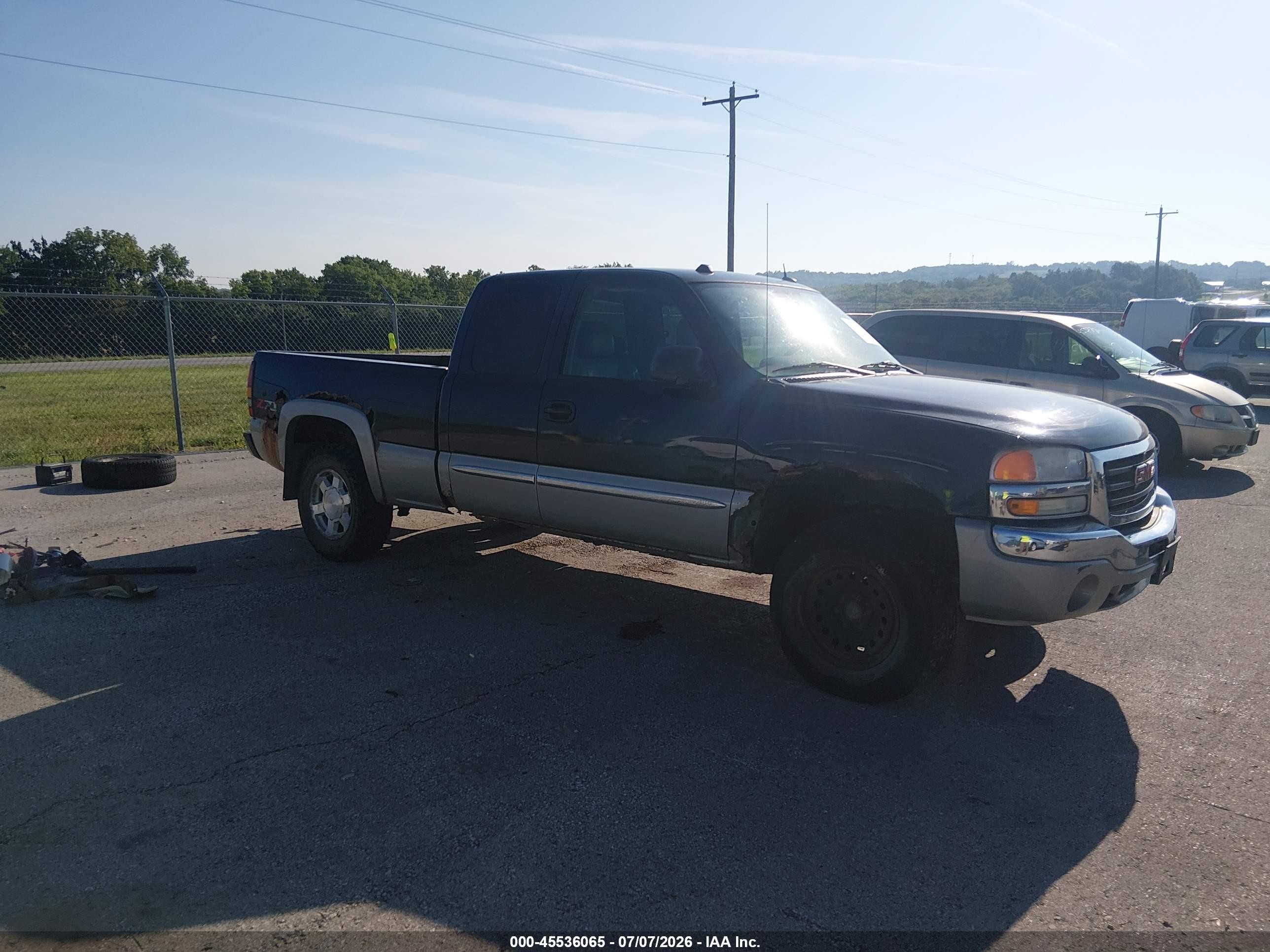 2005 GMC Sierra 1500 SLE, VIN 1GTEK19Z65Z220544 — Обычный износ