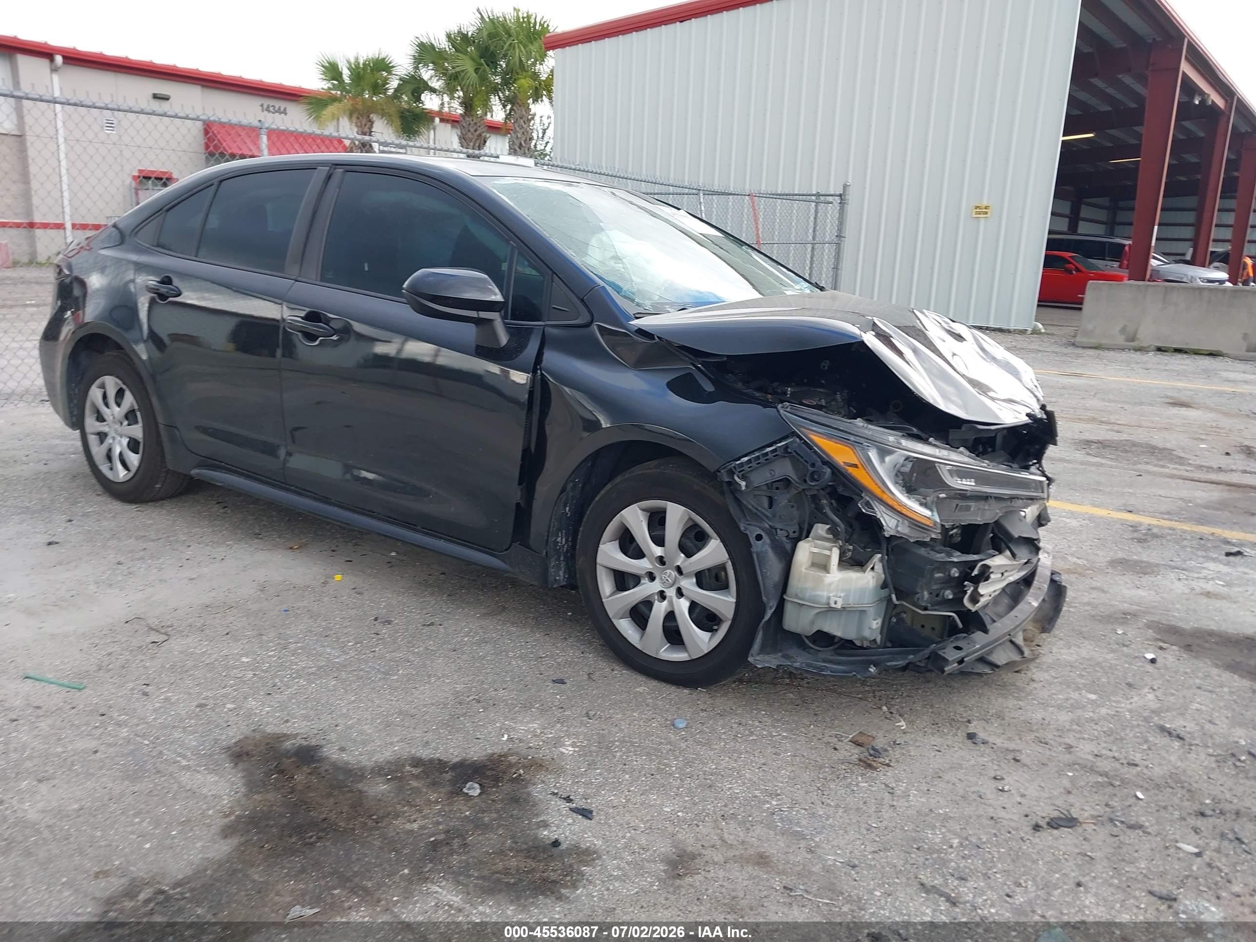 2021 Toyota Corolla LE, VIN 5YFEPMAE3MP157259 — Front end