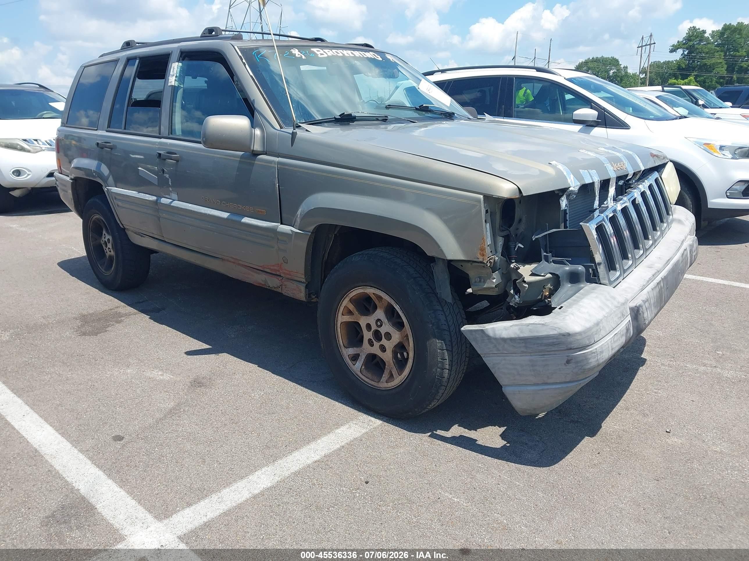 1997 Jeep Grand Cherokee Limited, VIN 1J4GZ78Y7VC520722 — Normal wear