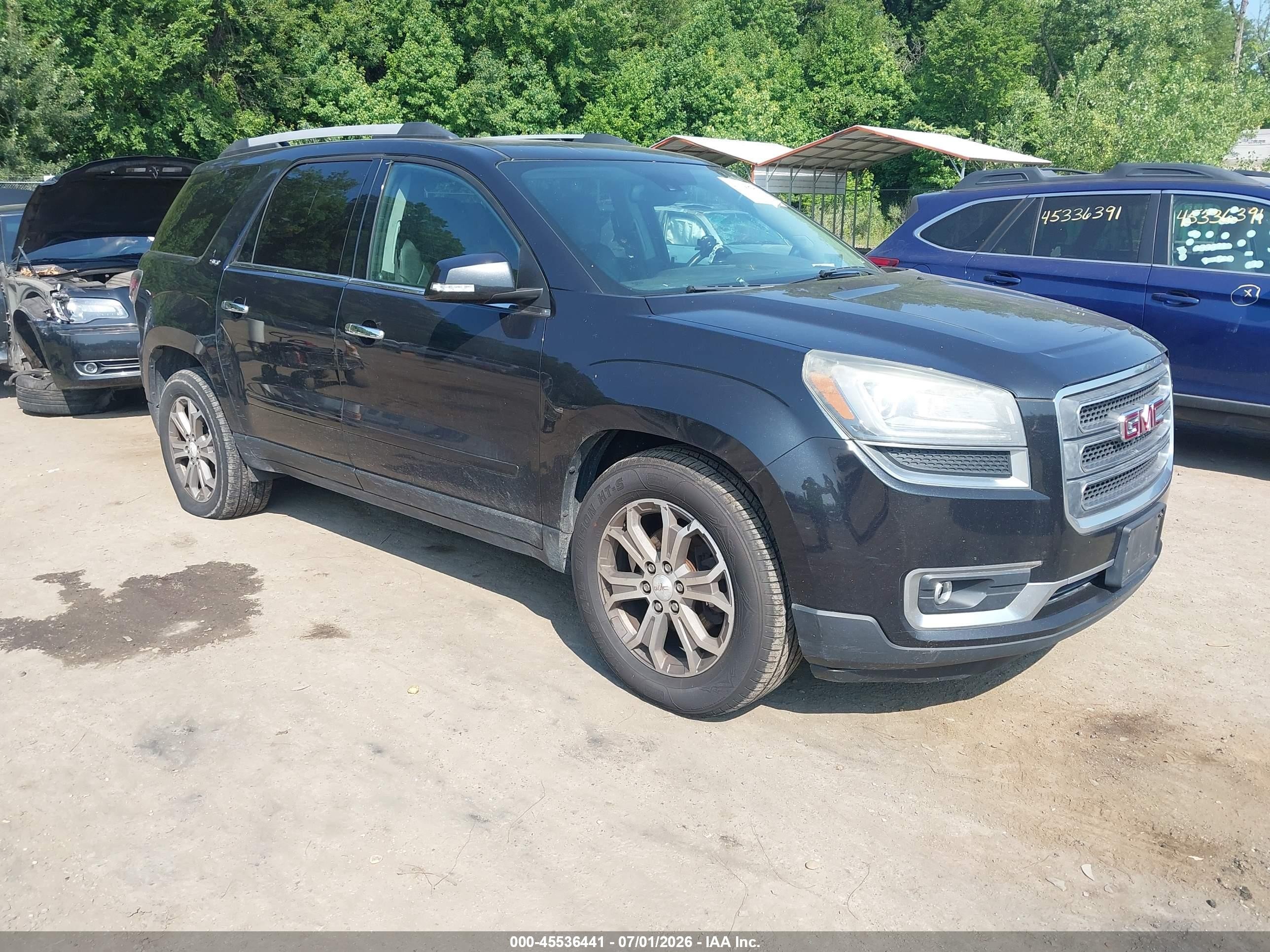 2015 GMC Acadia SLT, VIN 1GKKVRKD3FJ285640 — Normal wear