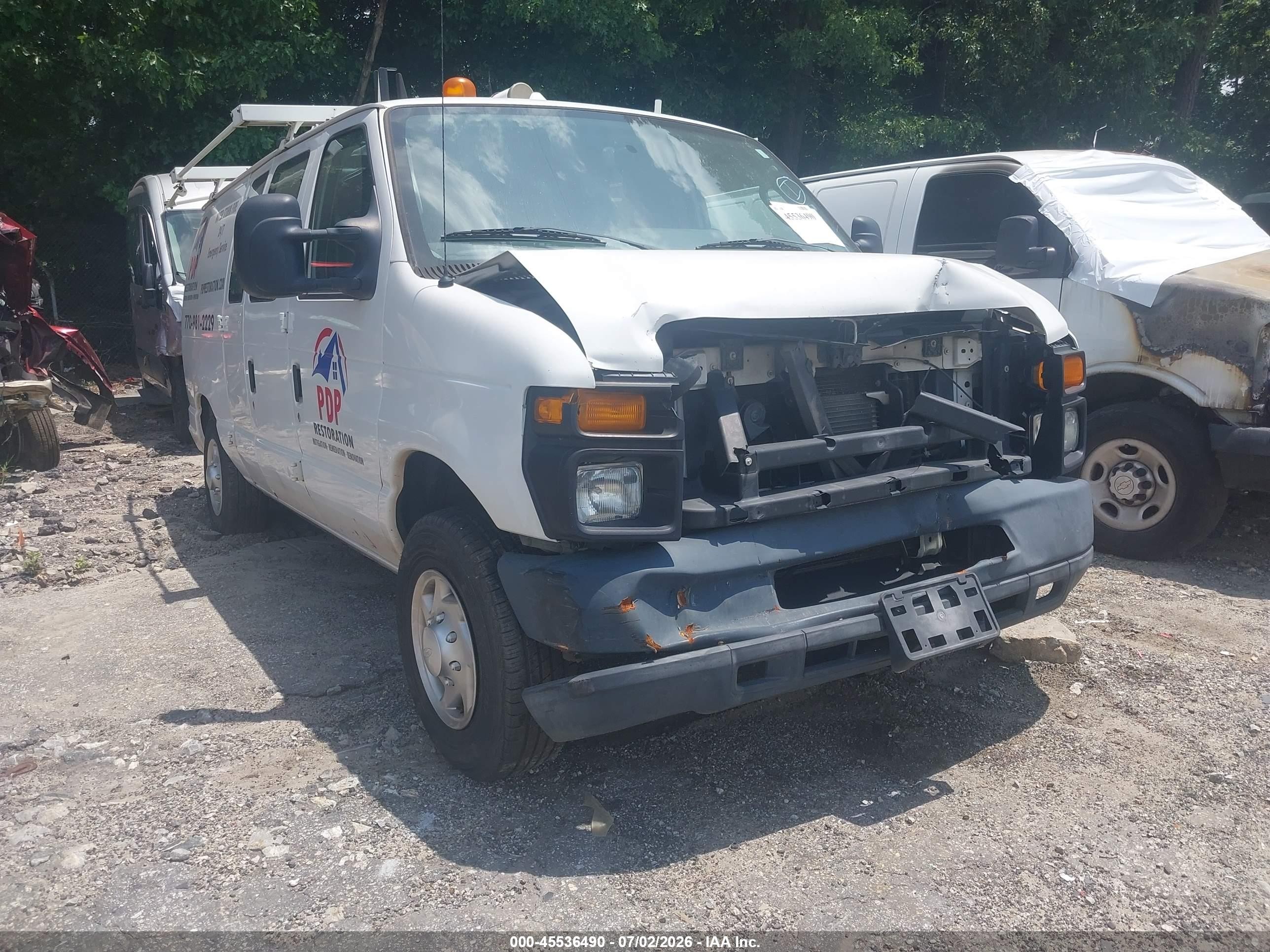 2012 Ford Econoline Cargo Commercial, VIN 1FTNE1EW3CDA47658 — Front end