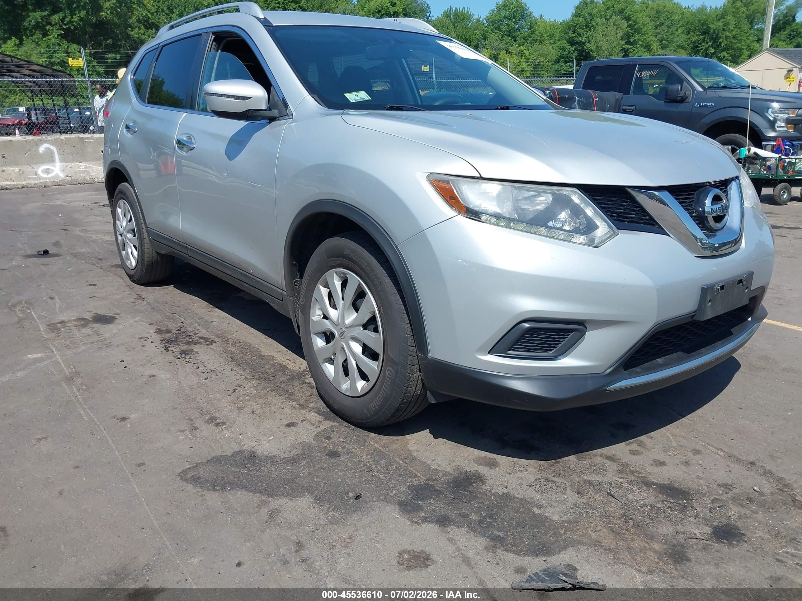 2016 Nissan Rogue SV, VIN KNMAT2MV3GP645479 — Normal wear