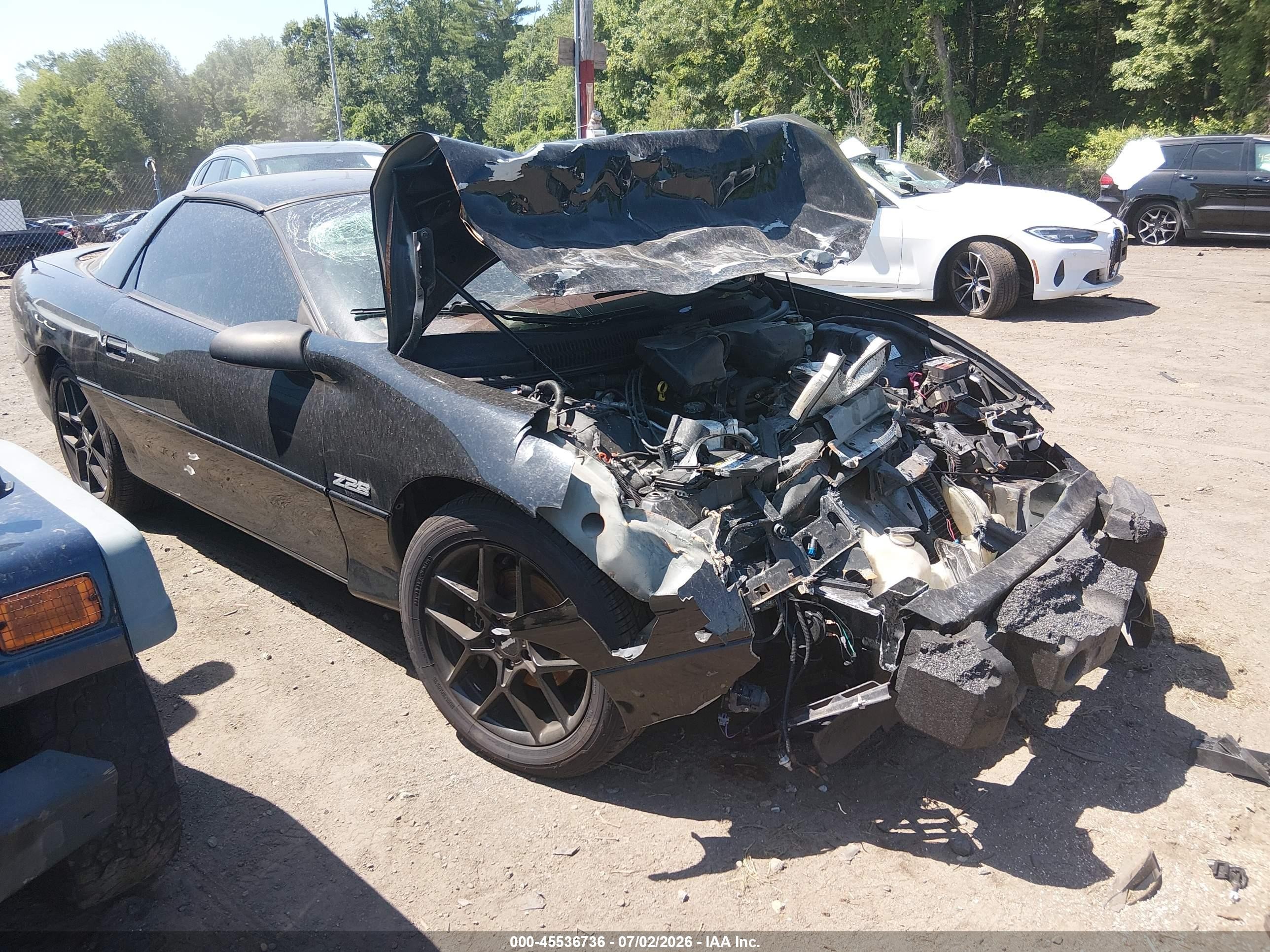 1999 Chevrolet Camaro Z28, VIN 2G1FP22G6X2135027 — Front end