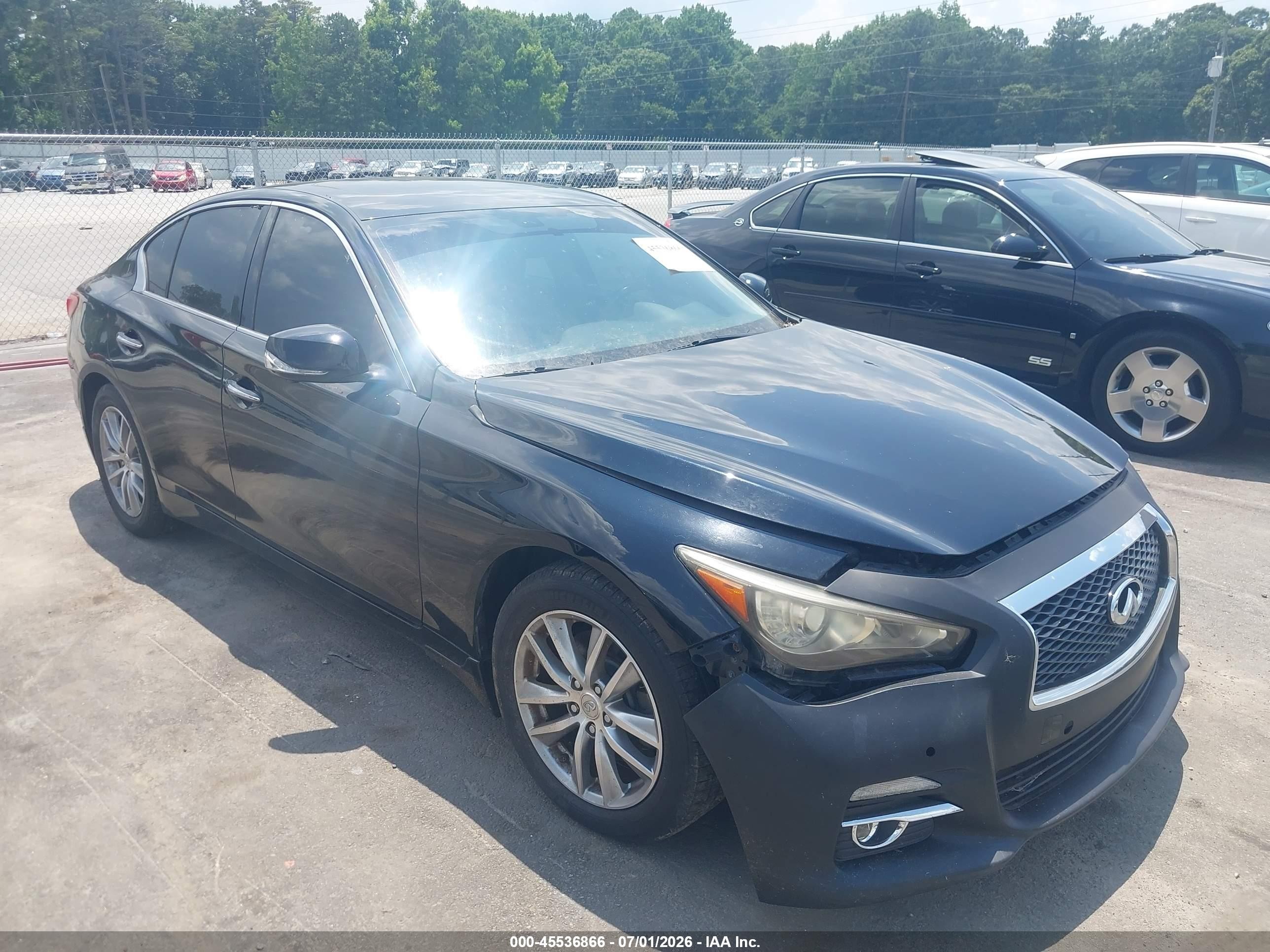 2015 Infiniti Q50 Premium, VIN JN1BV7AR8FM409139 — Normal wear