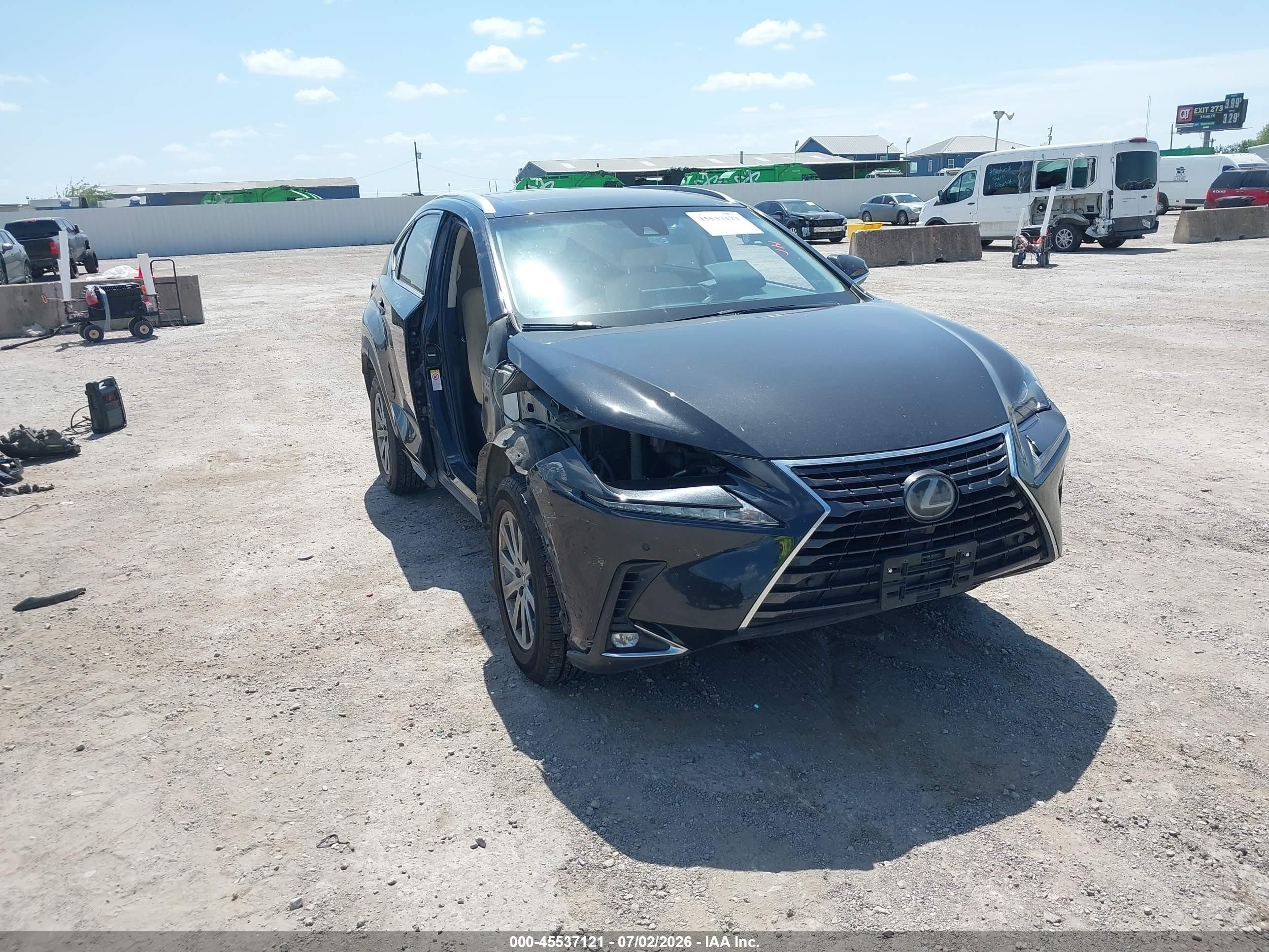 2019 Lexus NX 300, VIN JTJYARBZXK2144093 — Front end