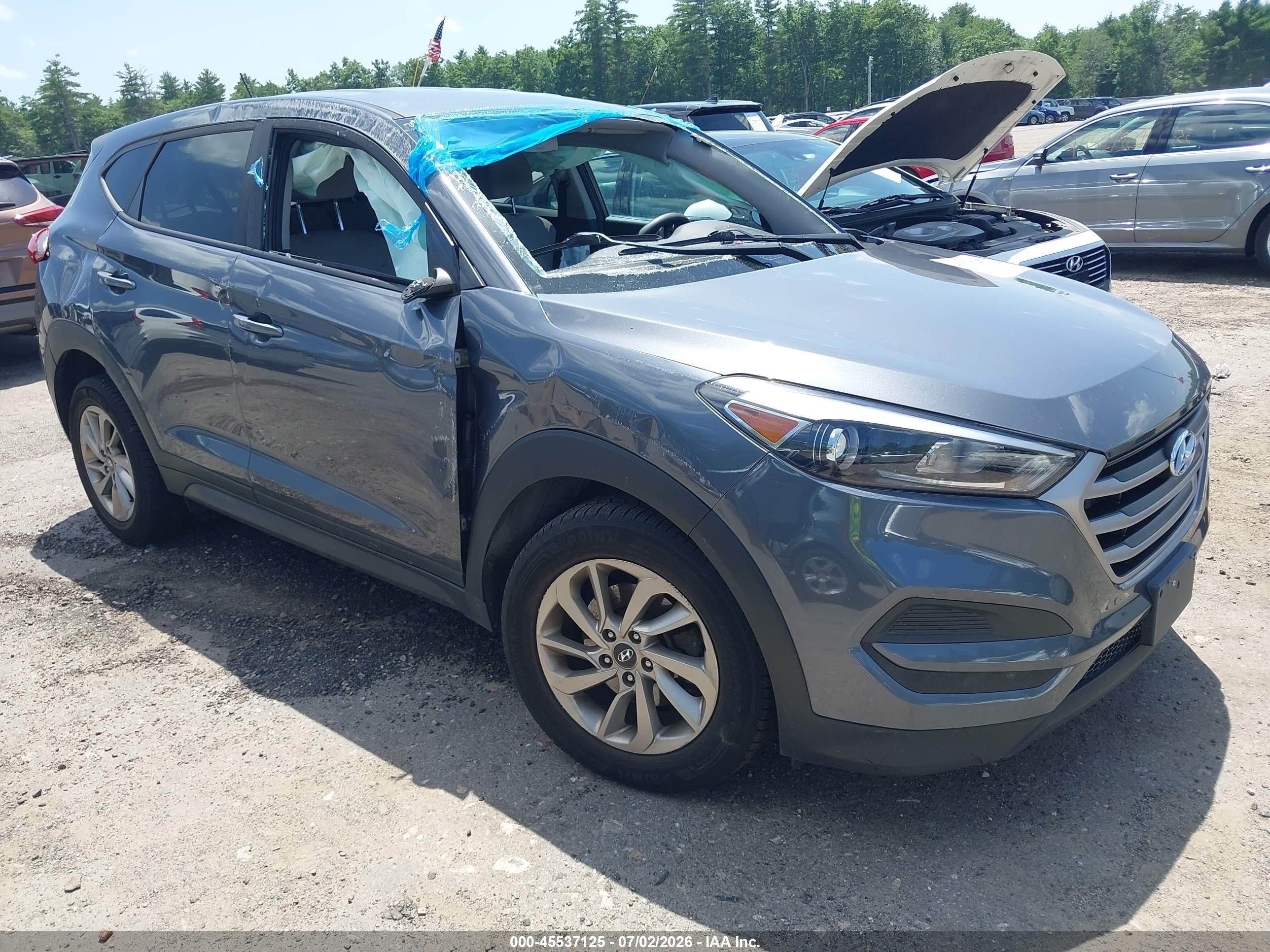 2018 Hyundai Tucson SE, VIN KM8J2CA49JU769264 — Side