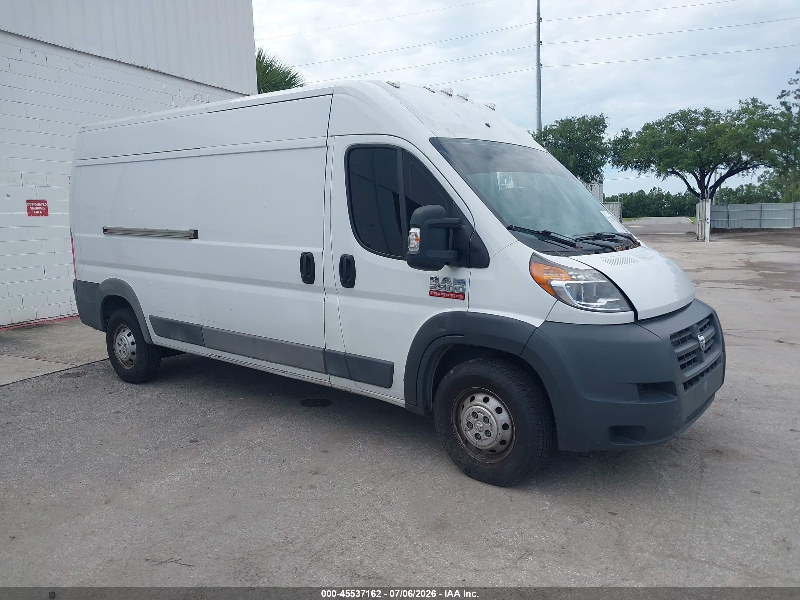 2016 Ram ProMaster Cargo, VIN 3C6TRVDG2GE100505 — Normal wear