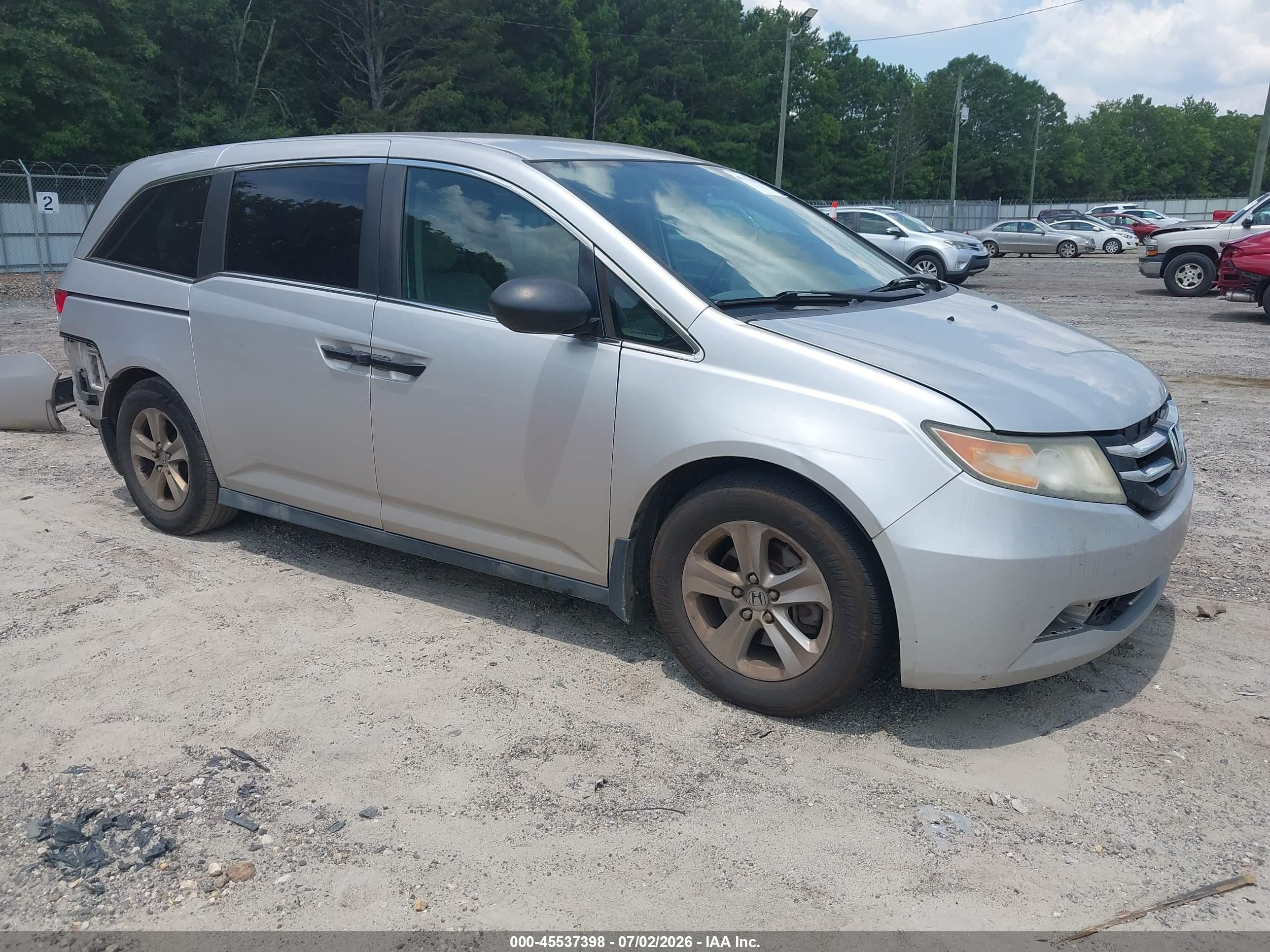 2014 Honda Odyssey LX, VIN 5FNRL5H20EB116793 — Rear end