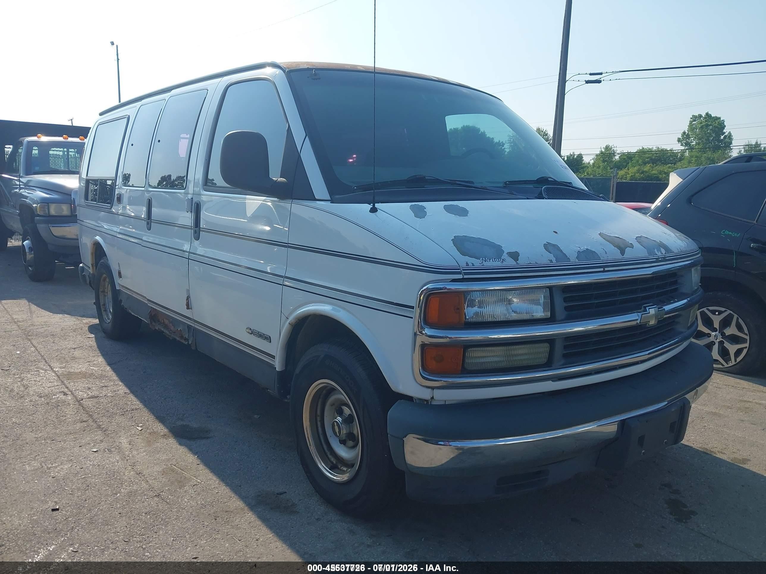 2001 Chevrolet City Express Cargo, VIN 1GBFG15WX11236938 — Not stated
