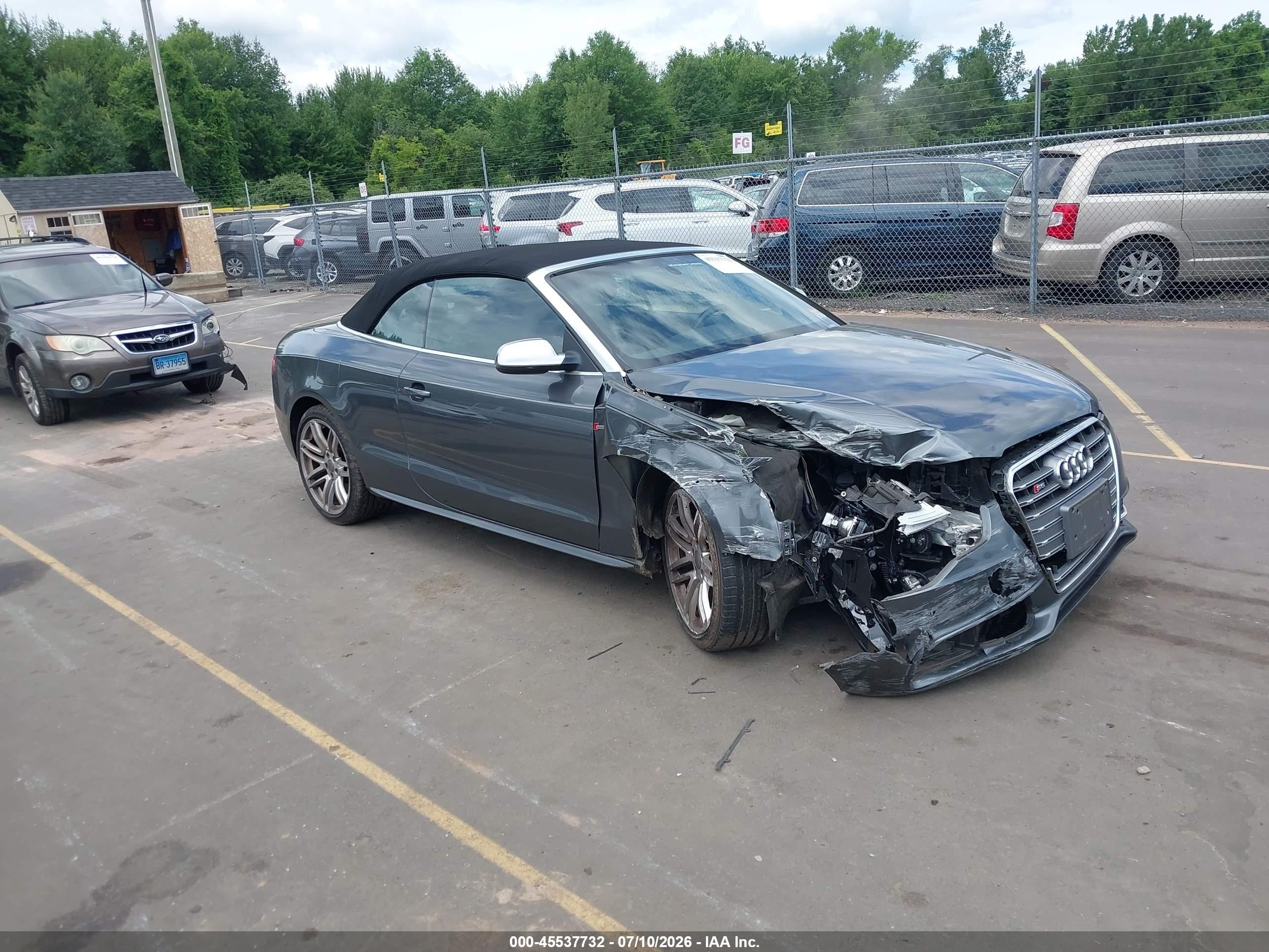 2015 Audi S5 Premium Plus, VIN WAUCGAFH9FN010157 — Перед
