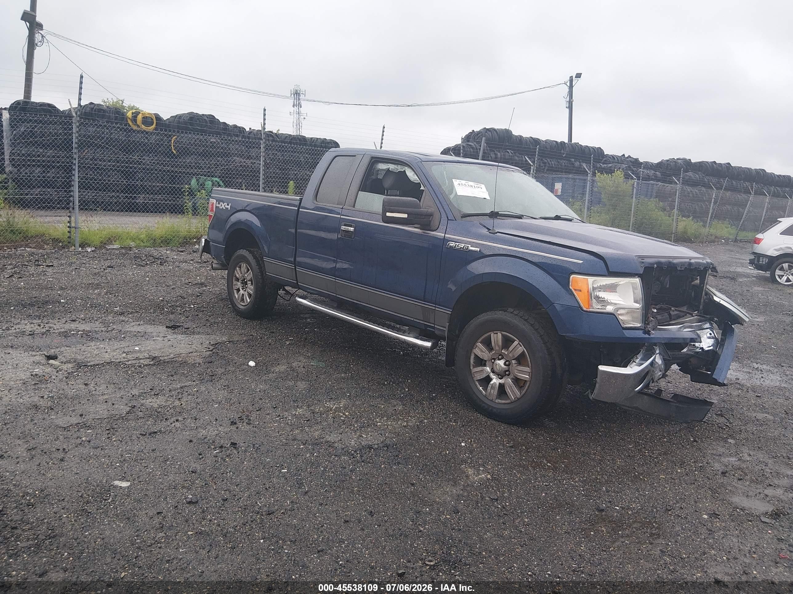 2012 Ford F-150 XLT, VIN 1FTFX1EF1CFB05592 — Front end