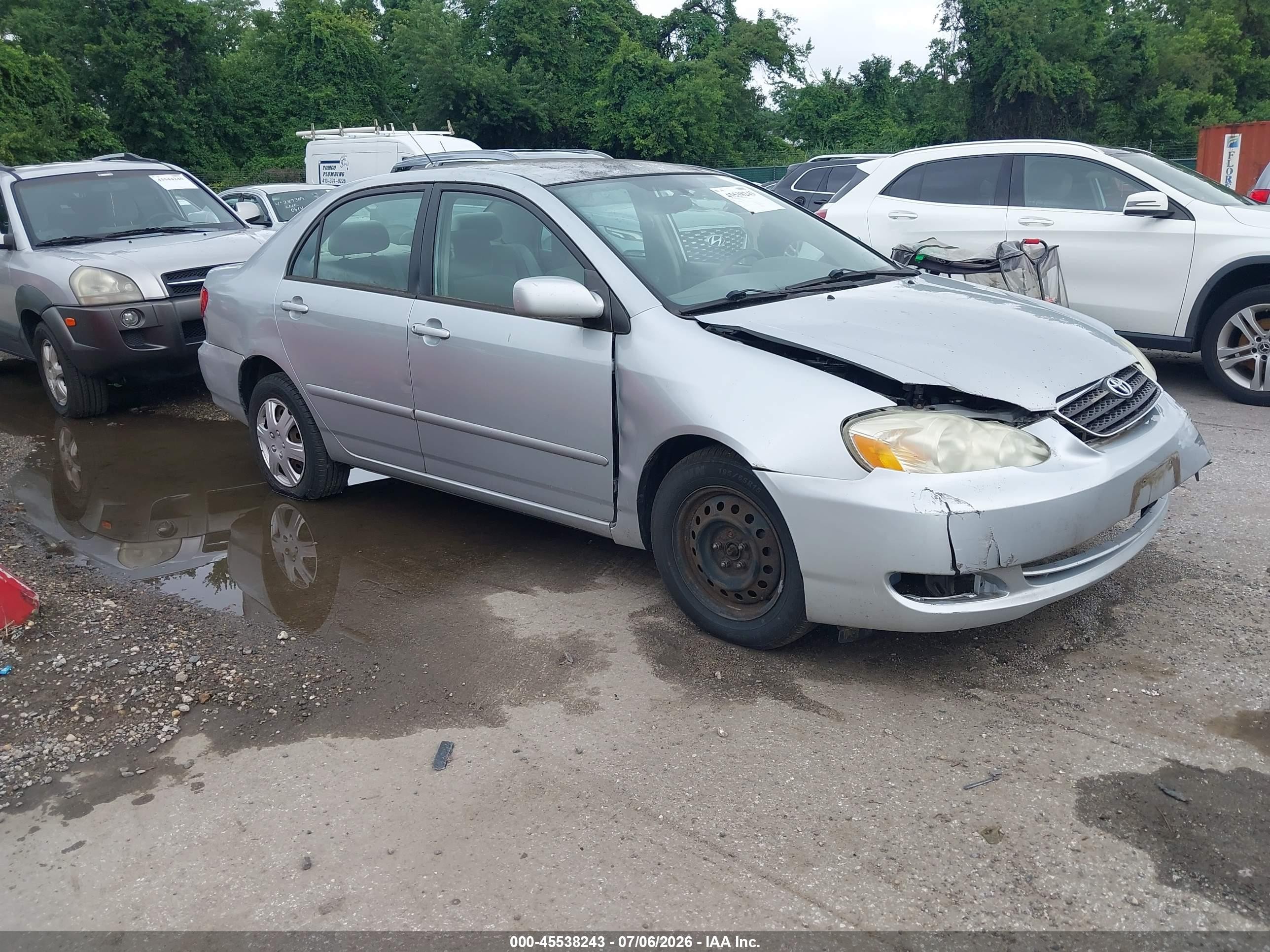 2007 Toyota Corolla LE, VIN 2T1BR30E67C749266 — Front end