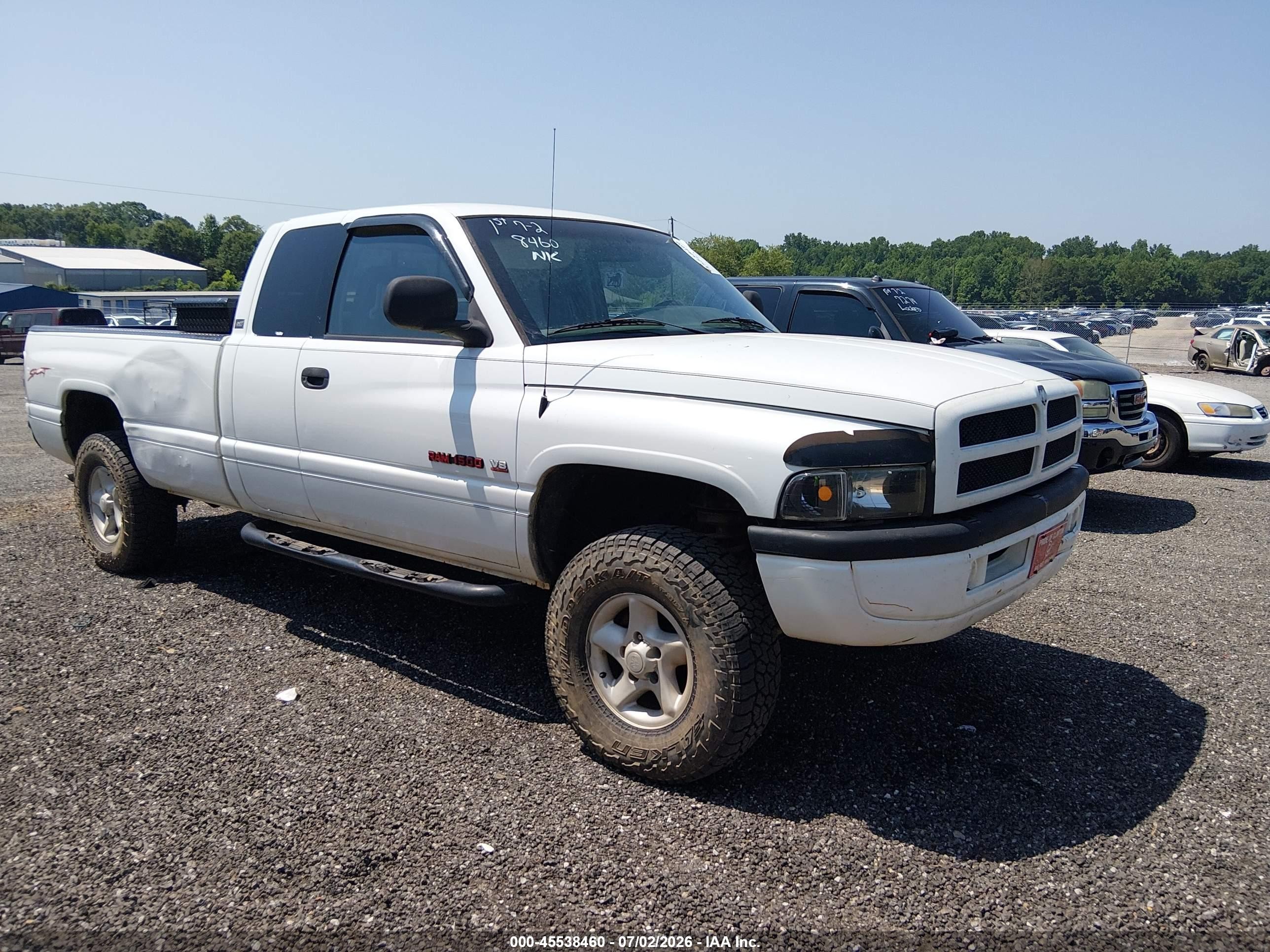 1998 Dodge 1500, VIN 1B7HF13Y0WJ248860 — Normal wear