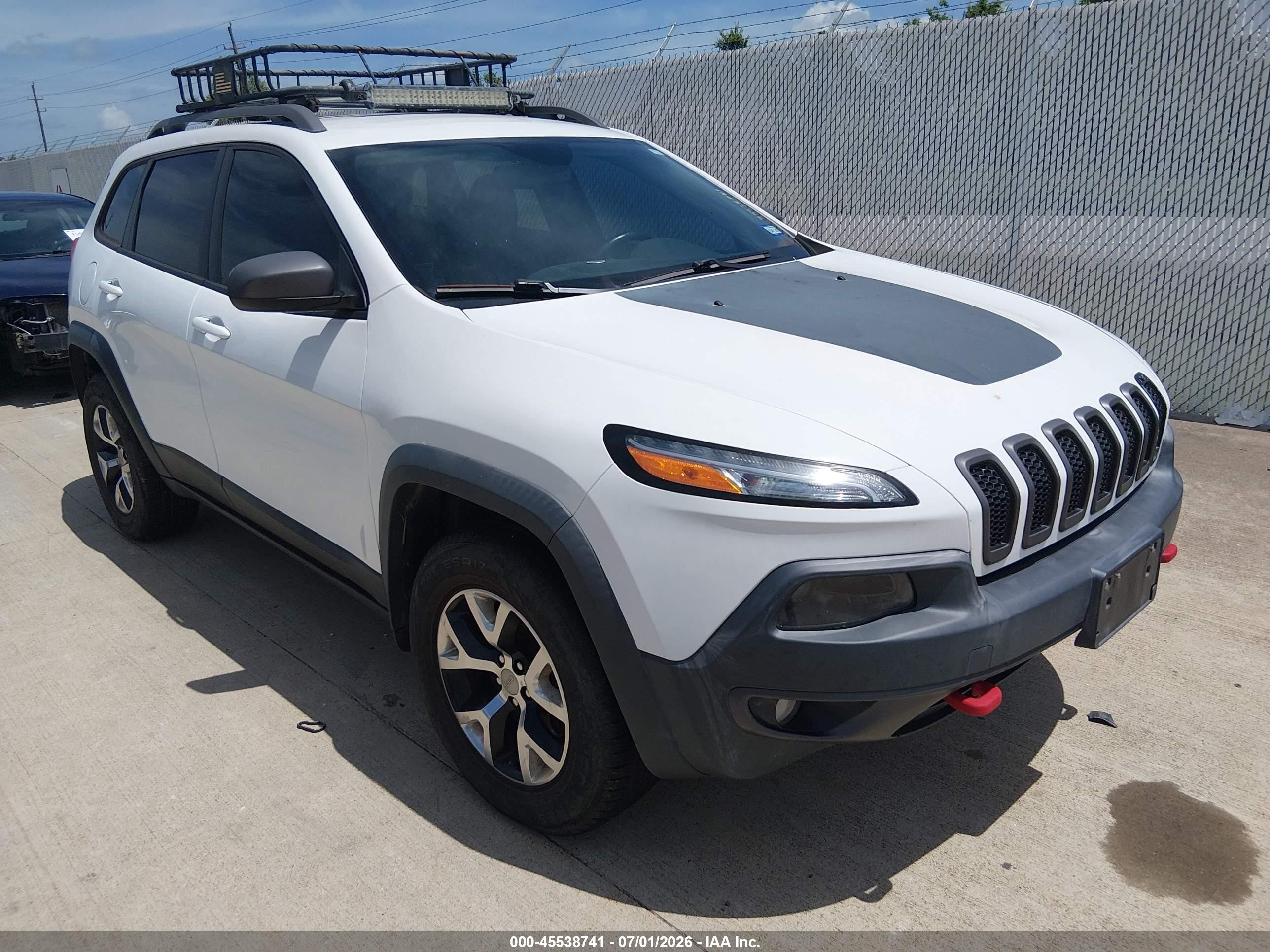 2015 Jeep Cherokee Trailhawk, VIN 1C4PJMBS9FW758829 — Обычный износ