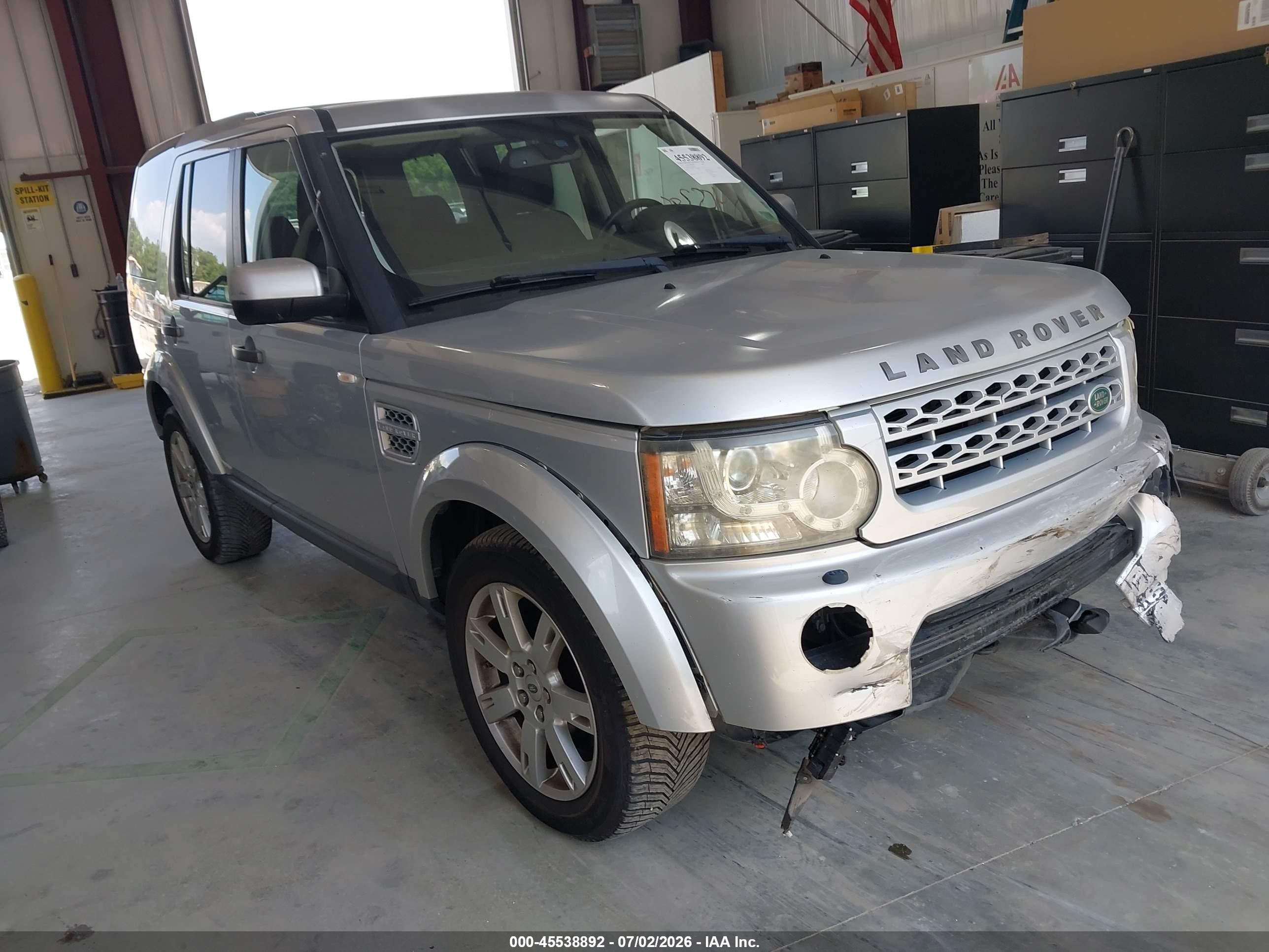 2012 Land Rover LR4, VIN SALAB2D4XCA630591 — Front end