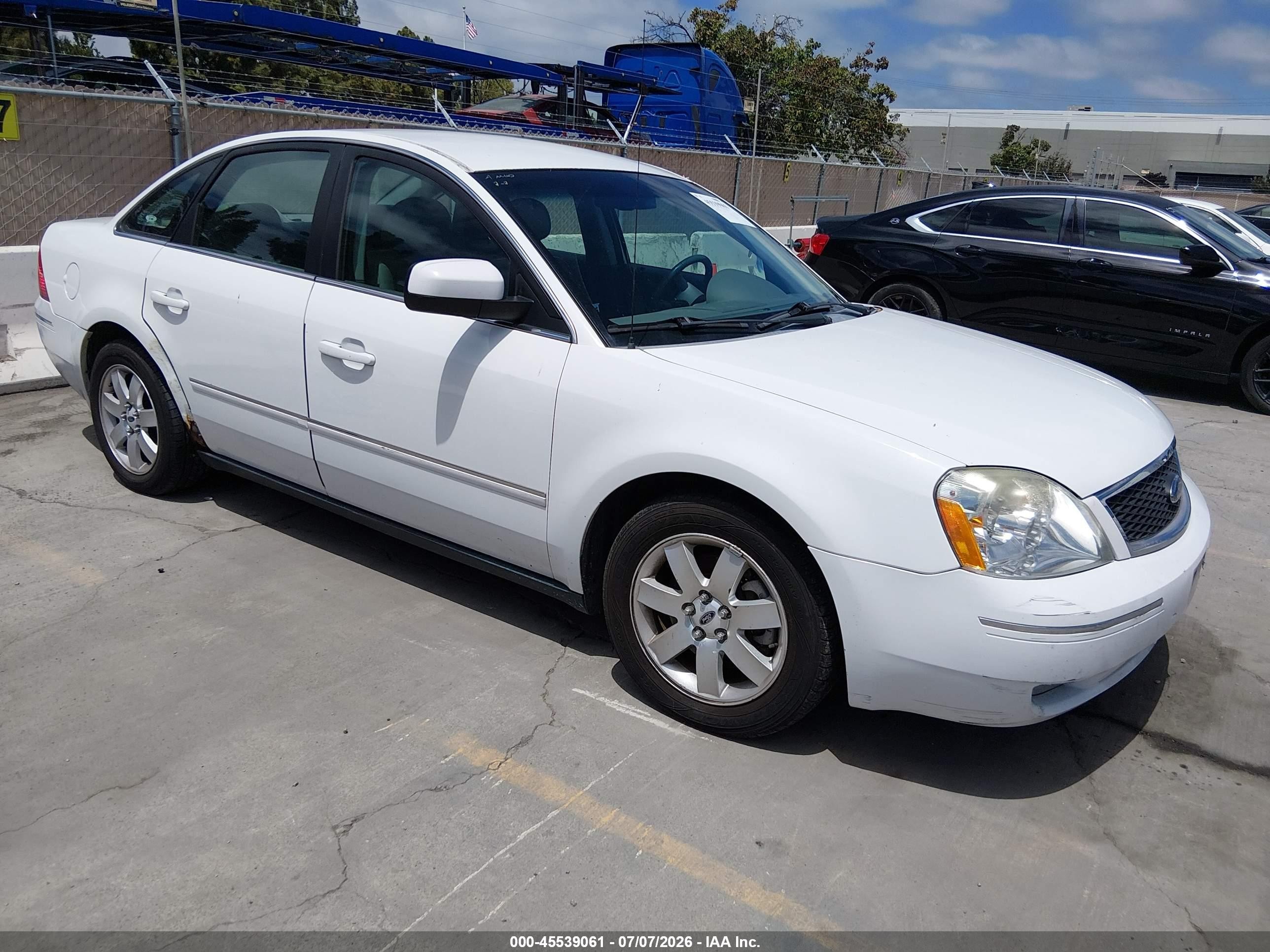 2006 Ford Five Hundred SEL, VIN 1FAFP24186G120784 — Normal wear