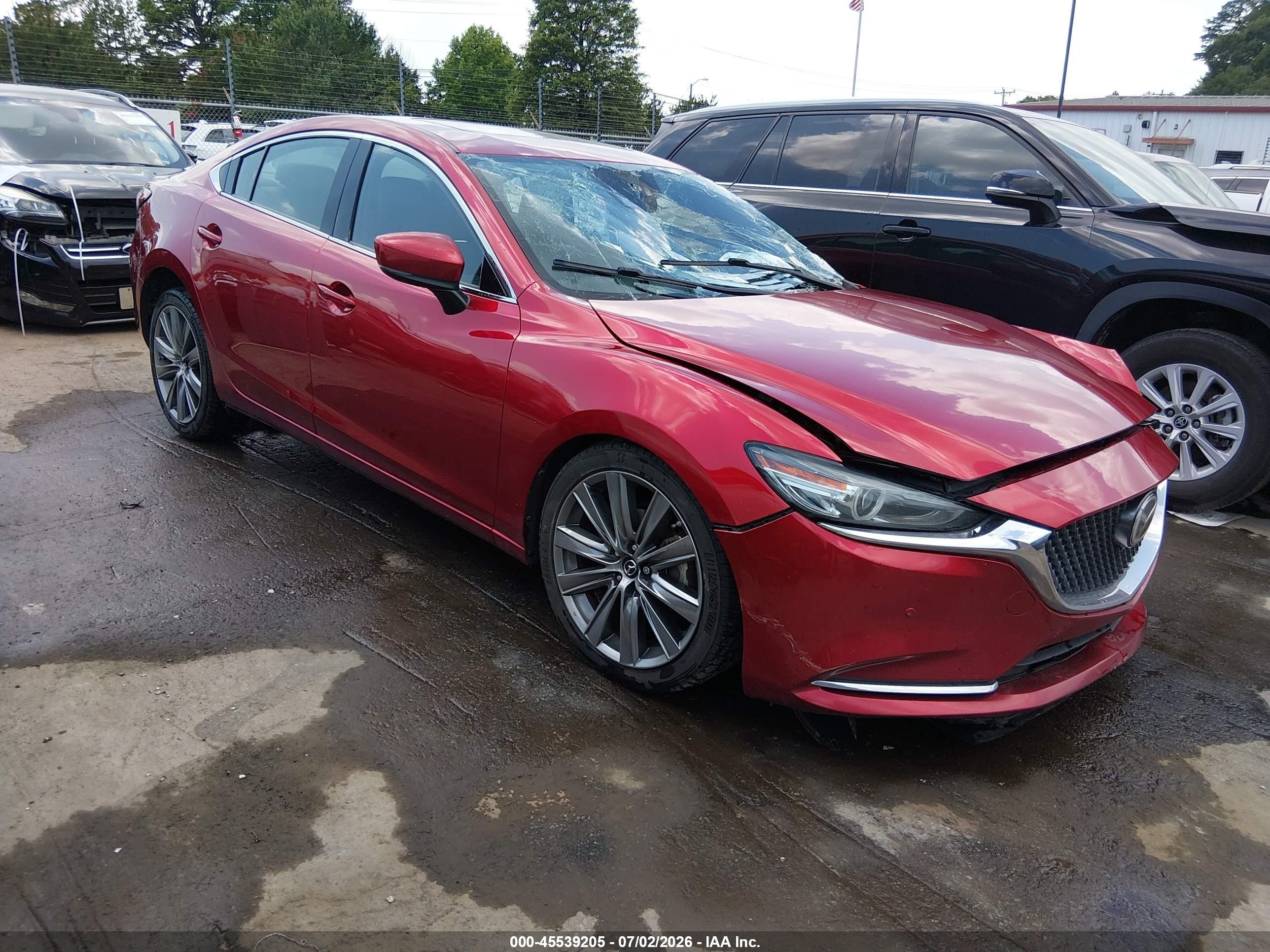 2018 Mazda 6 Signature, VIN JM1GL1XY6J1304372 — Front end