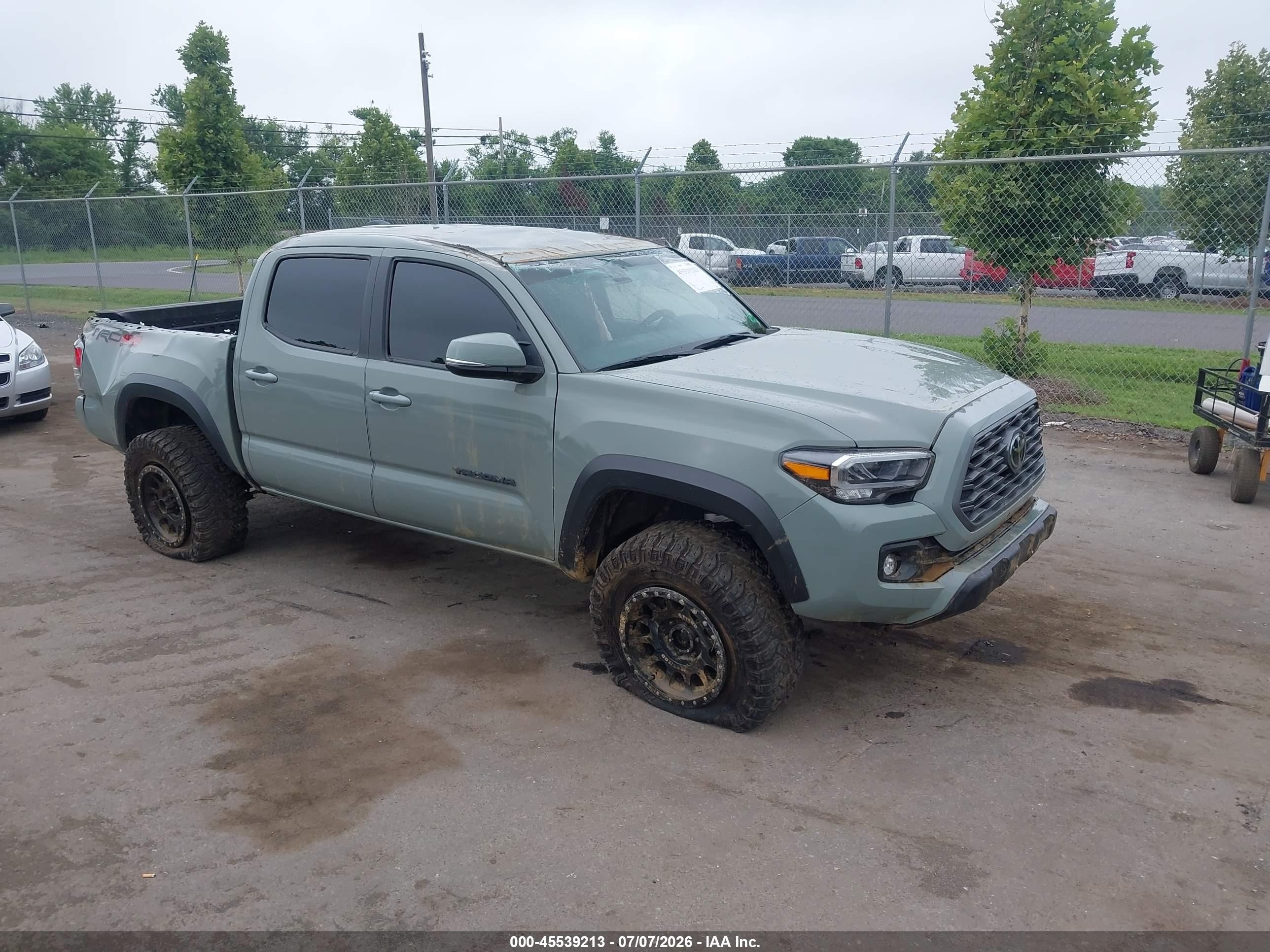 2023 Toyota Tacoma TRD Sport, VIN 3TMCZ5AN6PM628615 — Front end