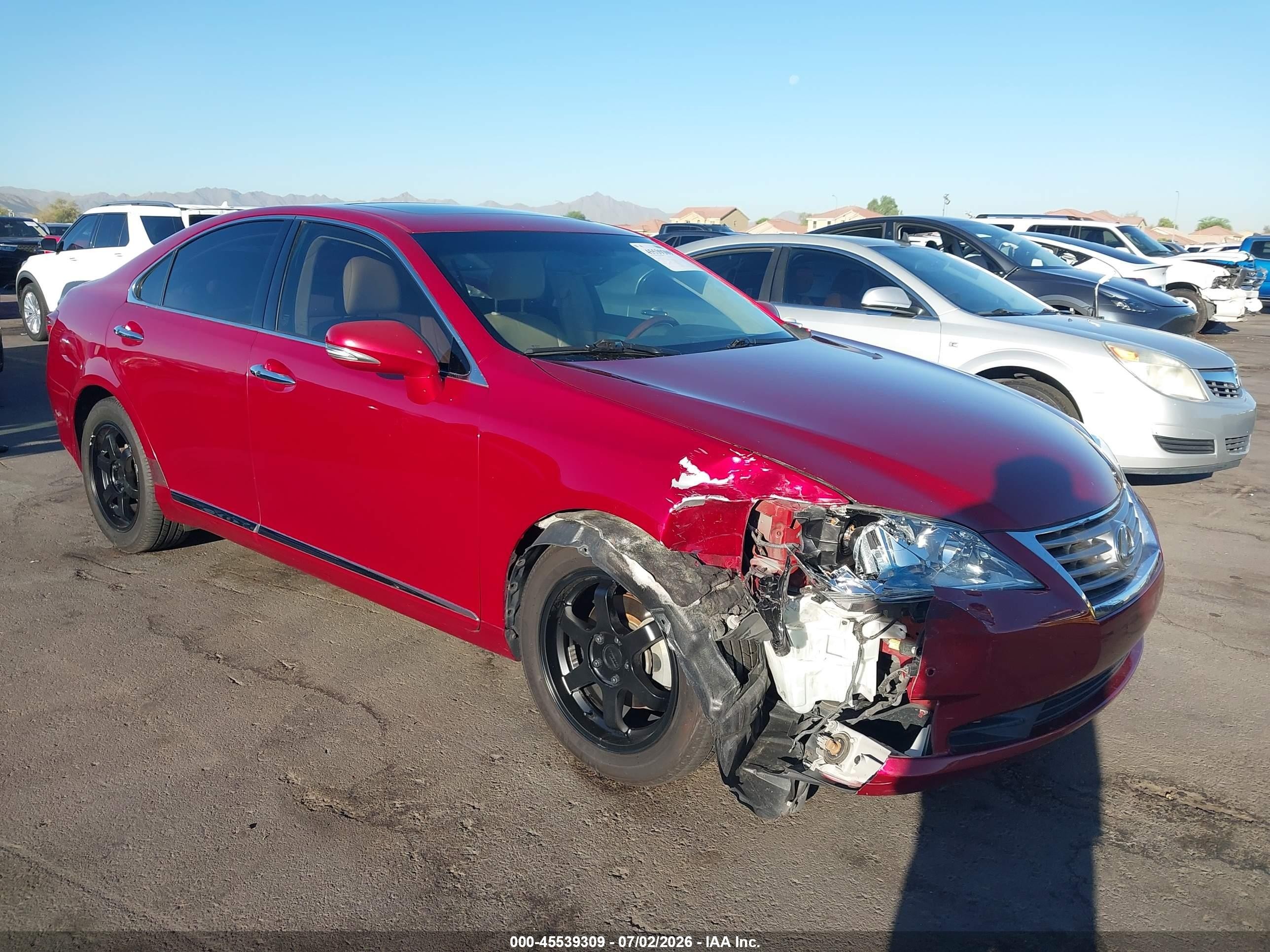 2012 Lexus ES 330, VIN JTHBK1EG2C2501302 — Перед