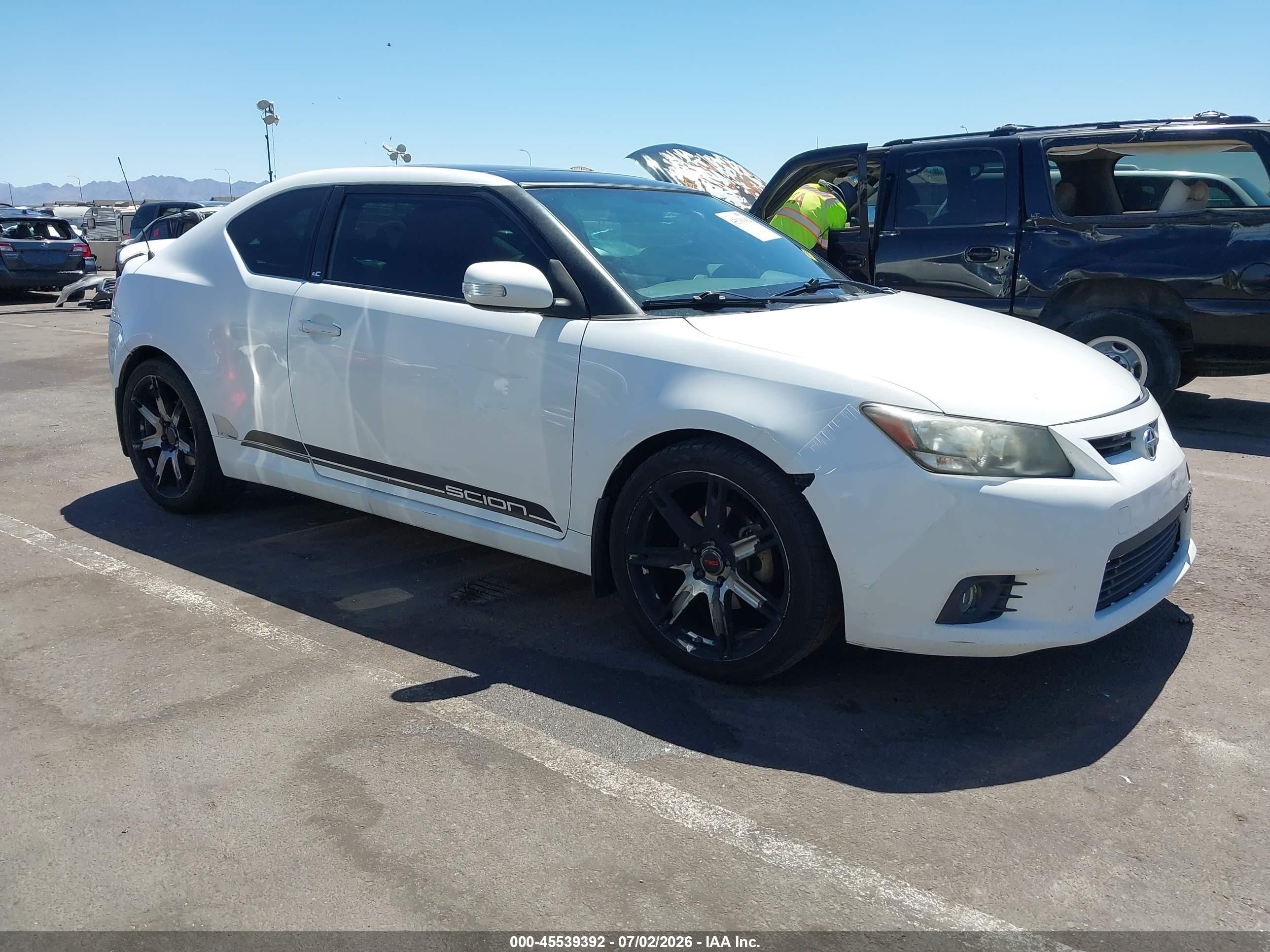 2012 Scion tC Release Series 7.0, VIN JTKJF5C72C3037295 — Front end