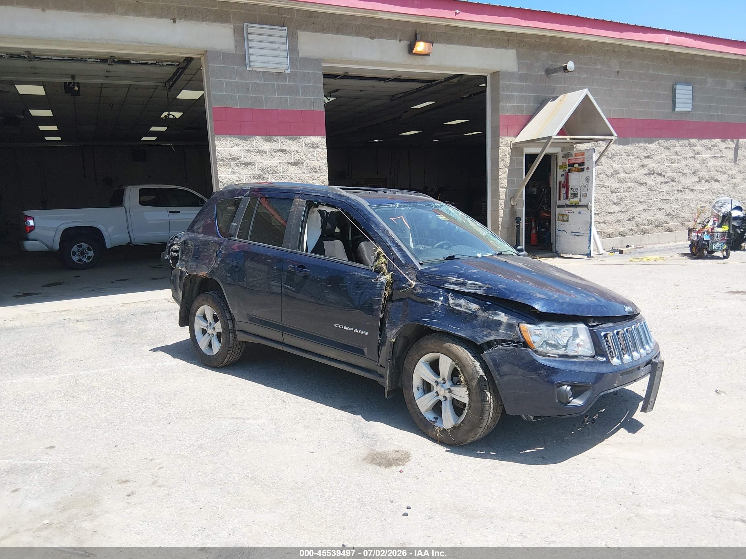 2013 Jeep Compass Latitude, VIN 1C4NJDEB2DD222154 — All over