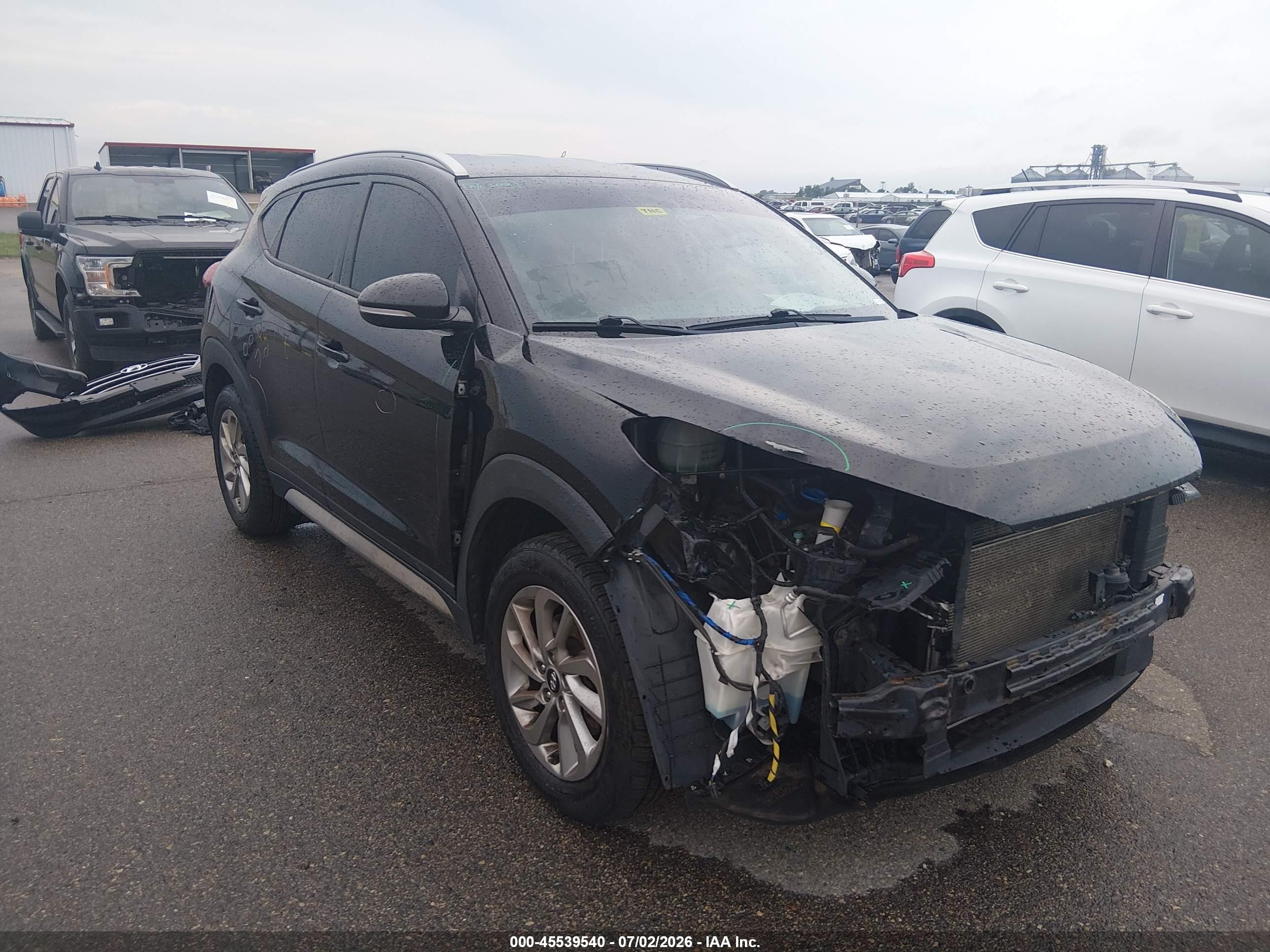 2017 Hyundai Tucson SE Plus, VIN KM8J3CA45HU479403 — Front end