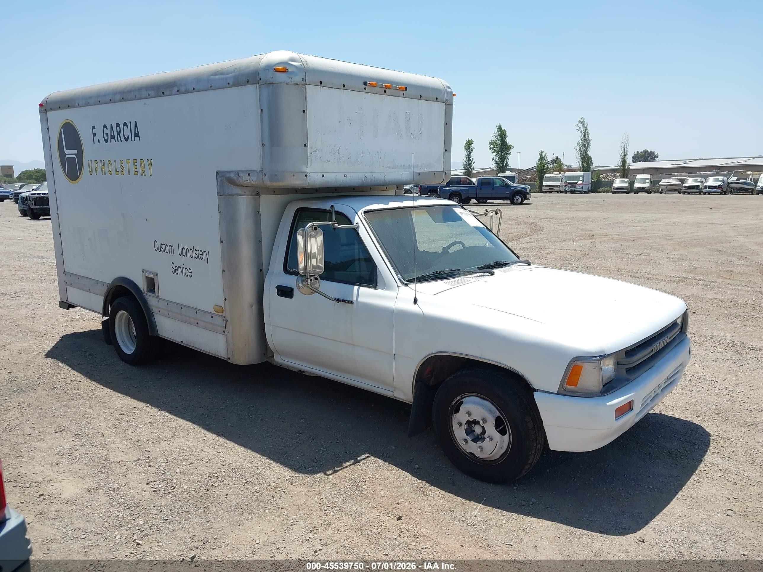 1990 Toyota Pickup, VIN JT5VN94T1L0019009 — Normal wear
