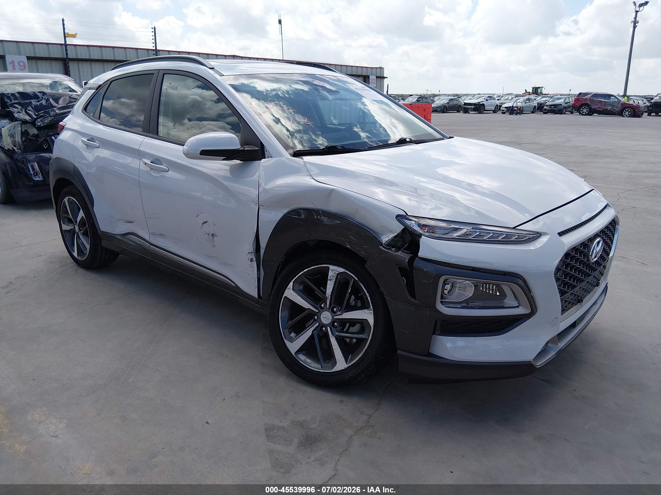 2021 Hyundai Kona Ultimate, VIN KM8K53A56MU612297 — Бок