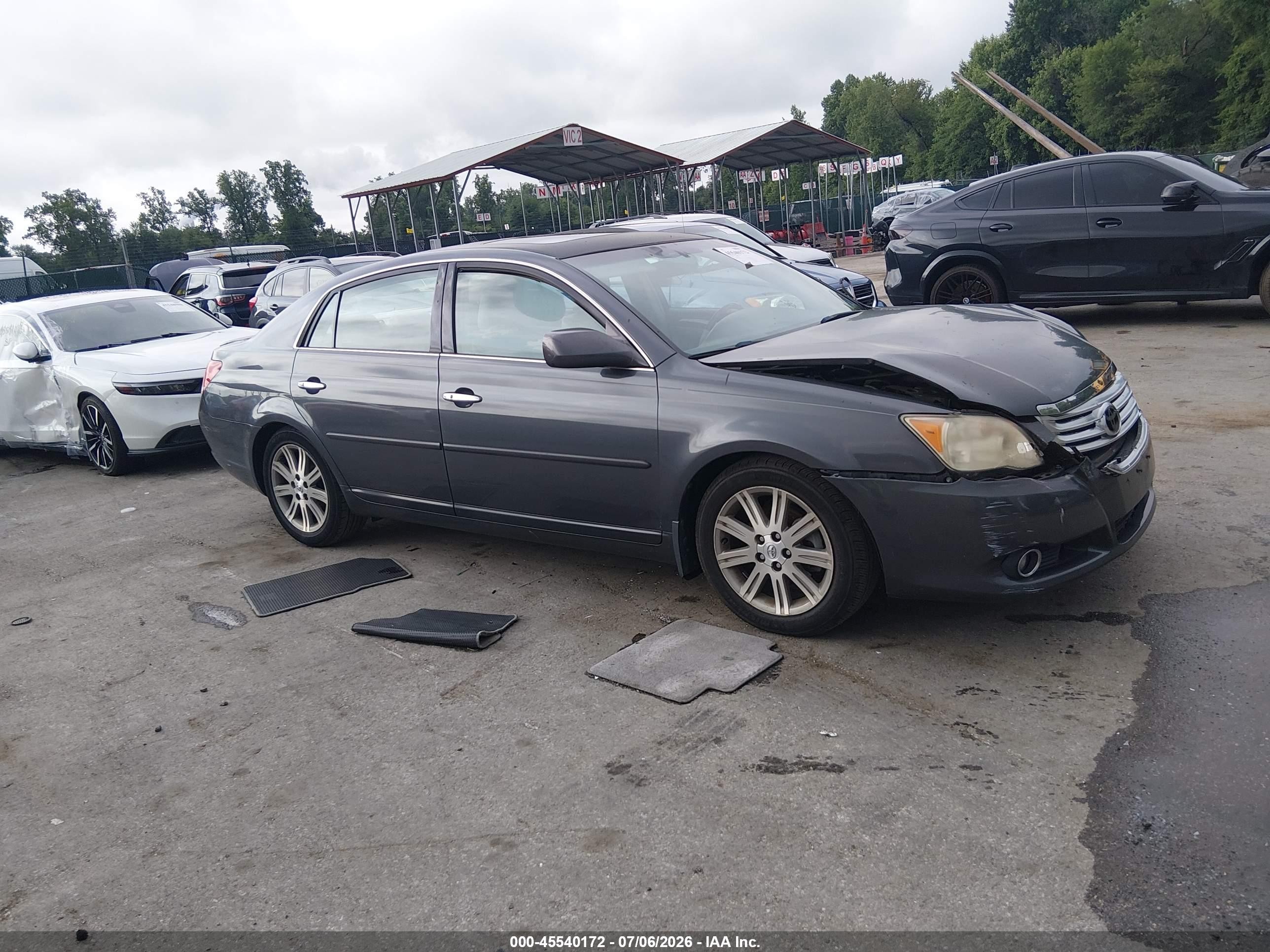 2009 Toyota Avalon XLS, VIN 4T1BK36BX9U346975 — Front end