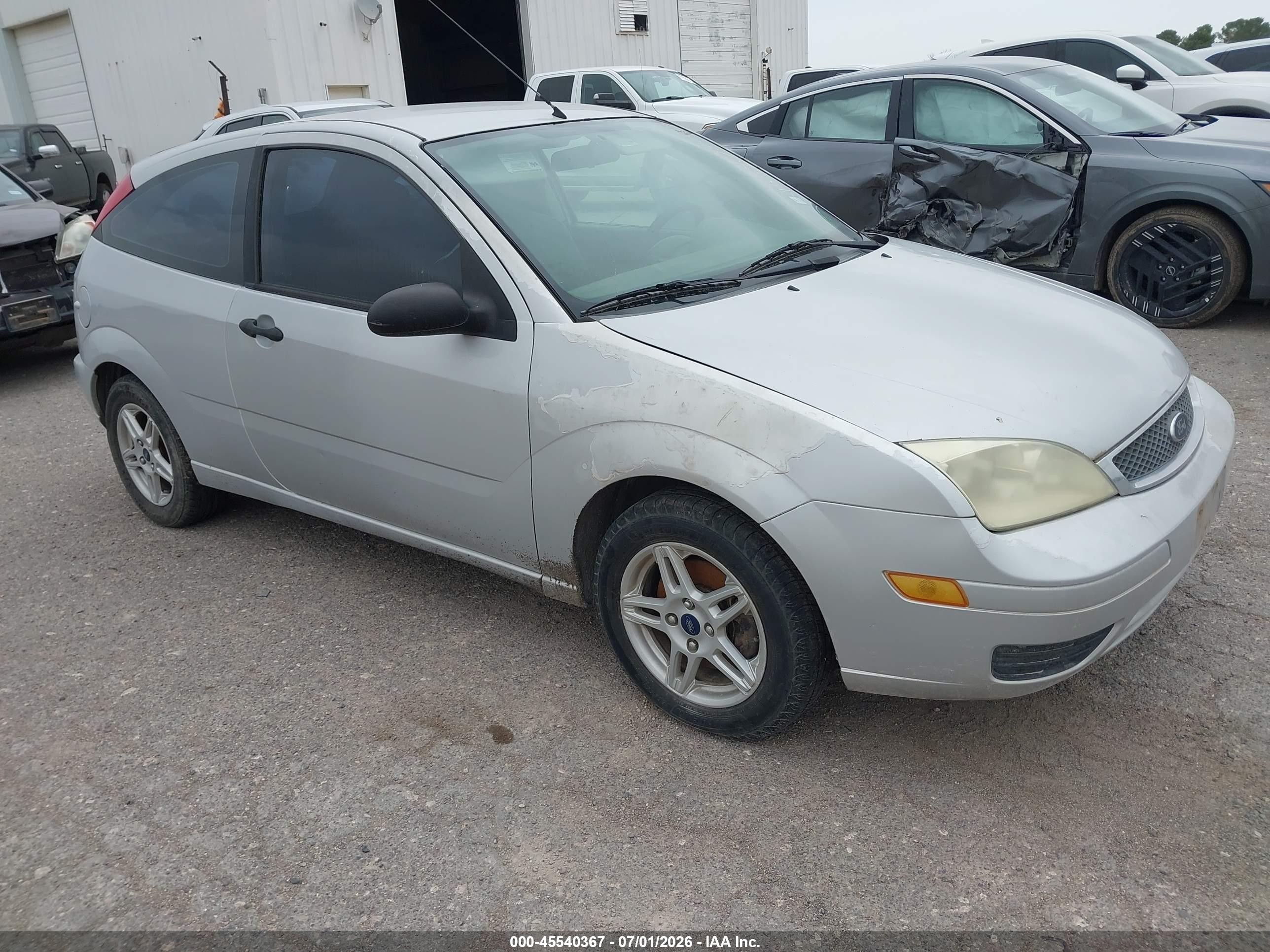2005 Ford Focus S, VIN 3FAFP31N55R119080 — Normal wear
