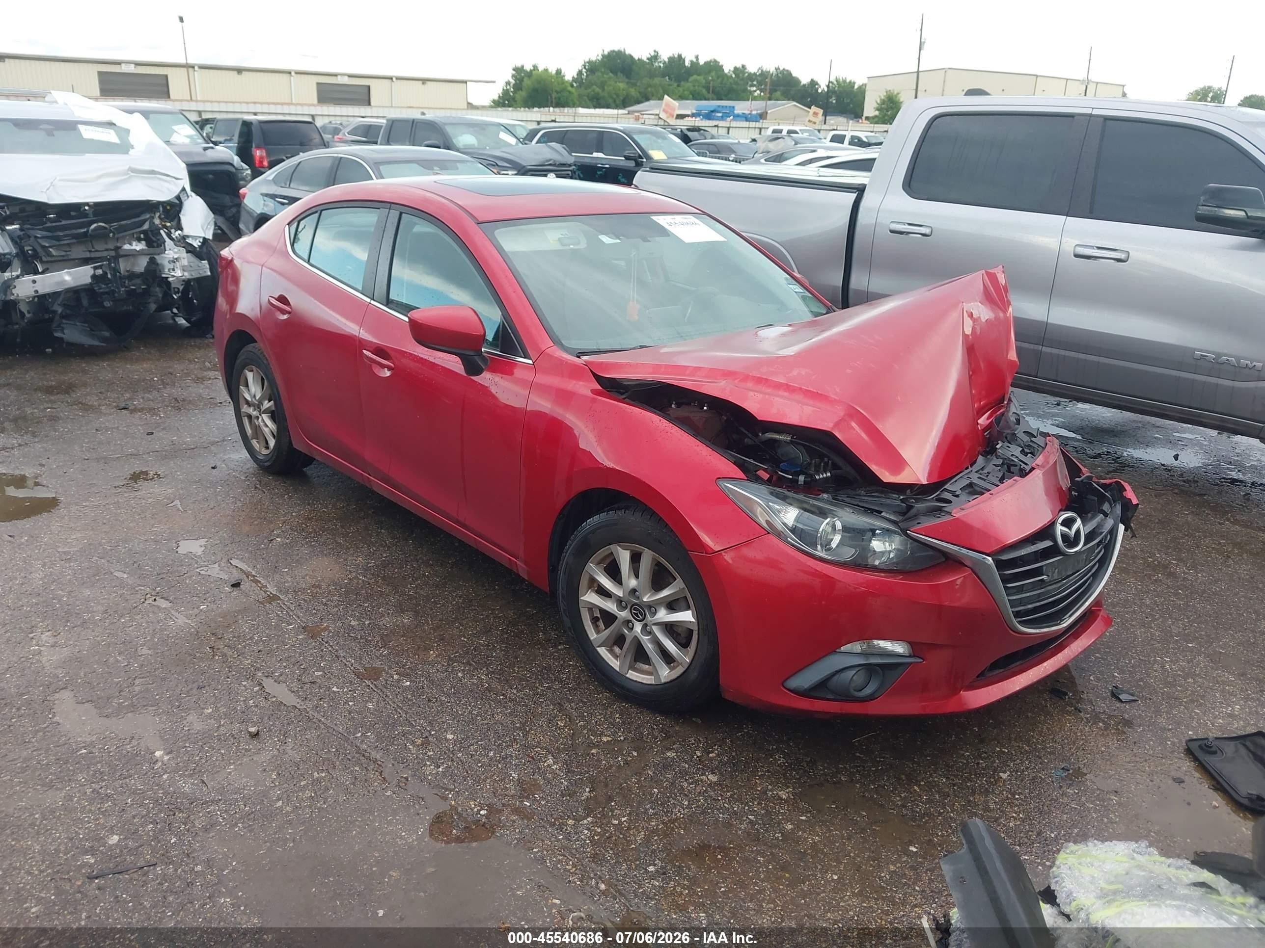 2016 Mazda 3 i Touring, VIN 3MZBM1W70GM268655 — Front end