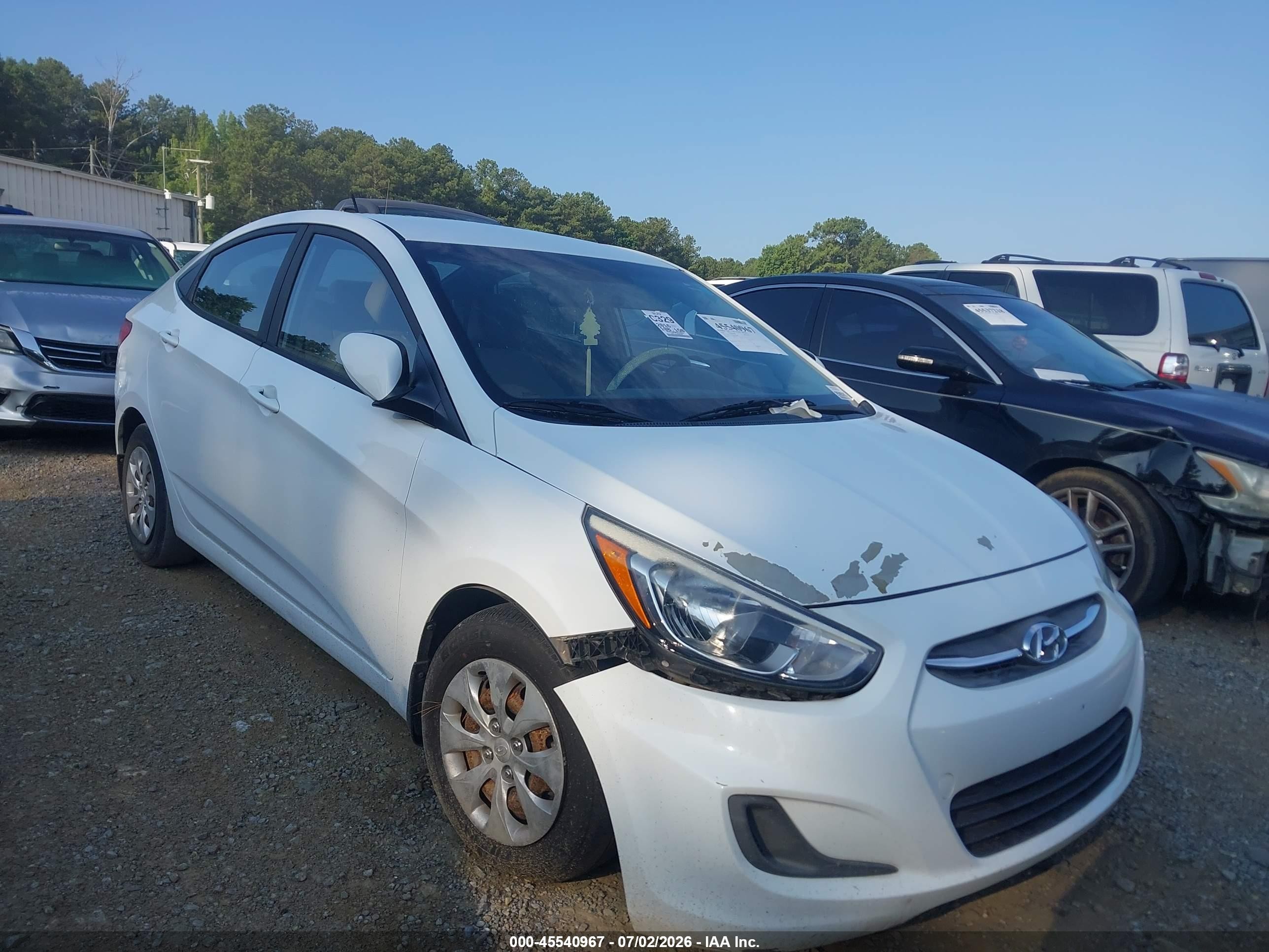 2016 Hyundai Accent SE, VIN KMHCT4AE0GU123883 — Фото с аукциона 1 of 5