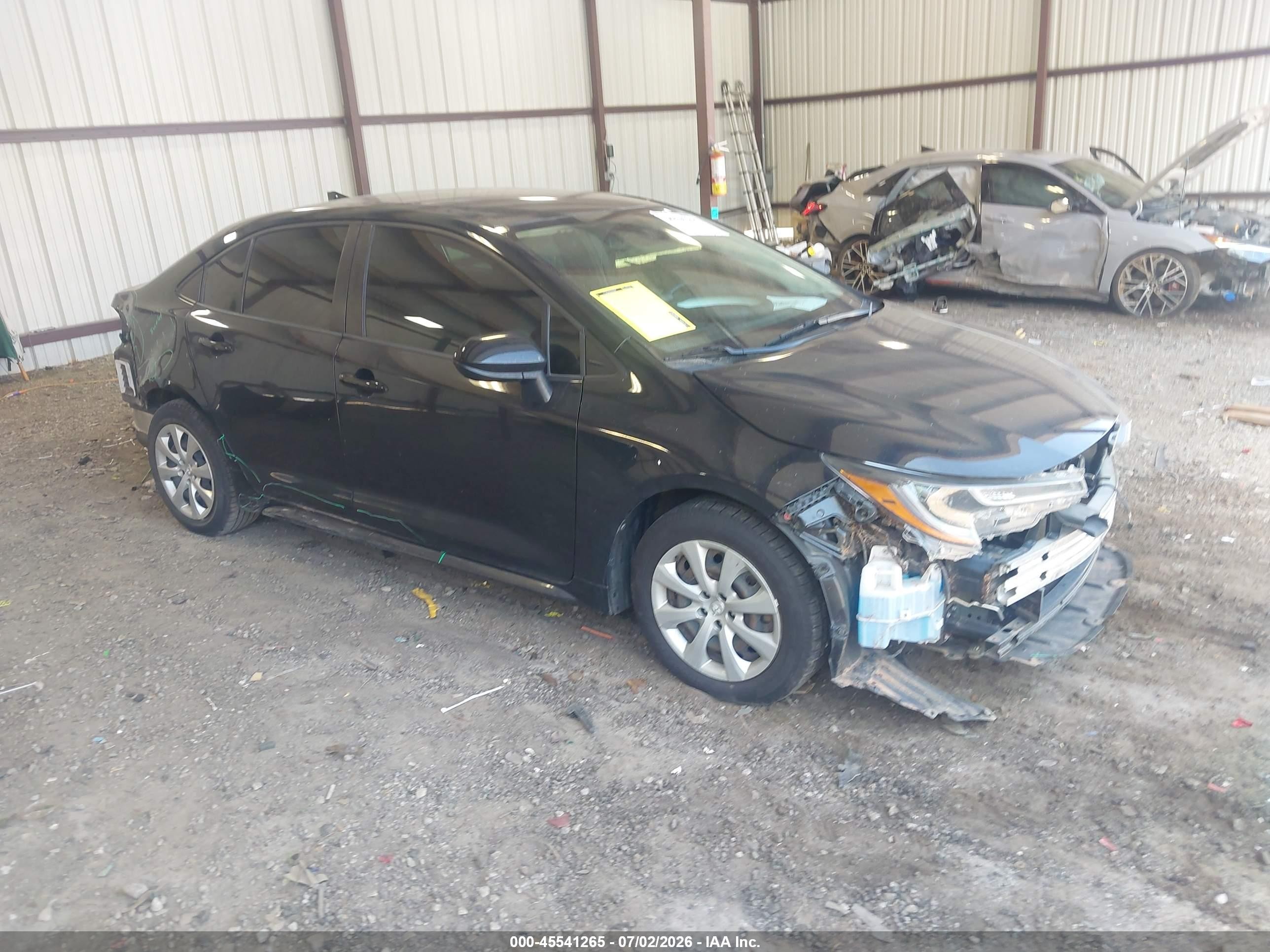 2021 Toyota Corolla LE, VIN JTDEPMAE2MJ163557 — All over