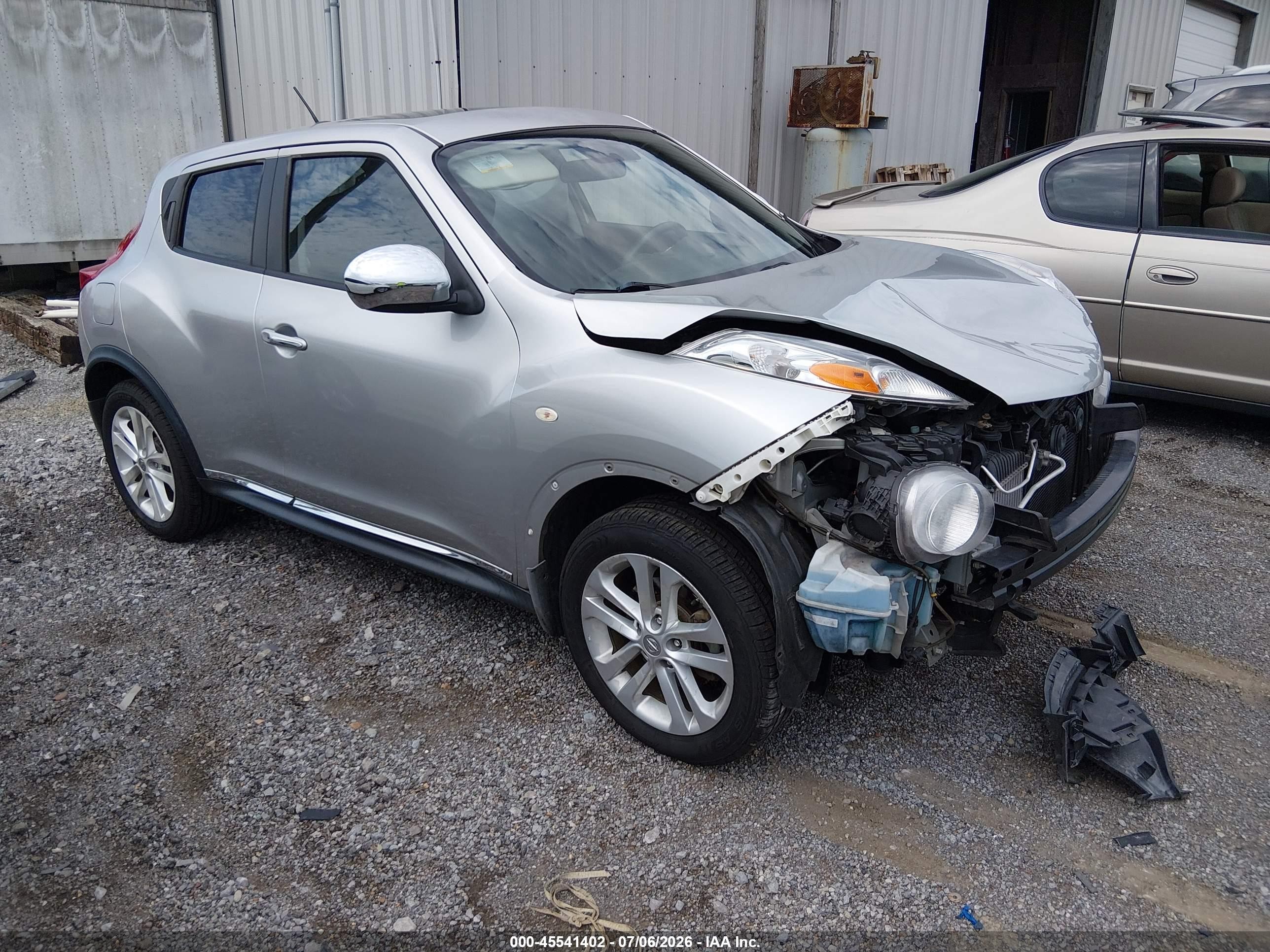 2012 Nissan Juke SL, VIN JN8AF5MR3CT111626 — Front end