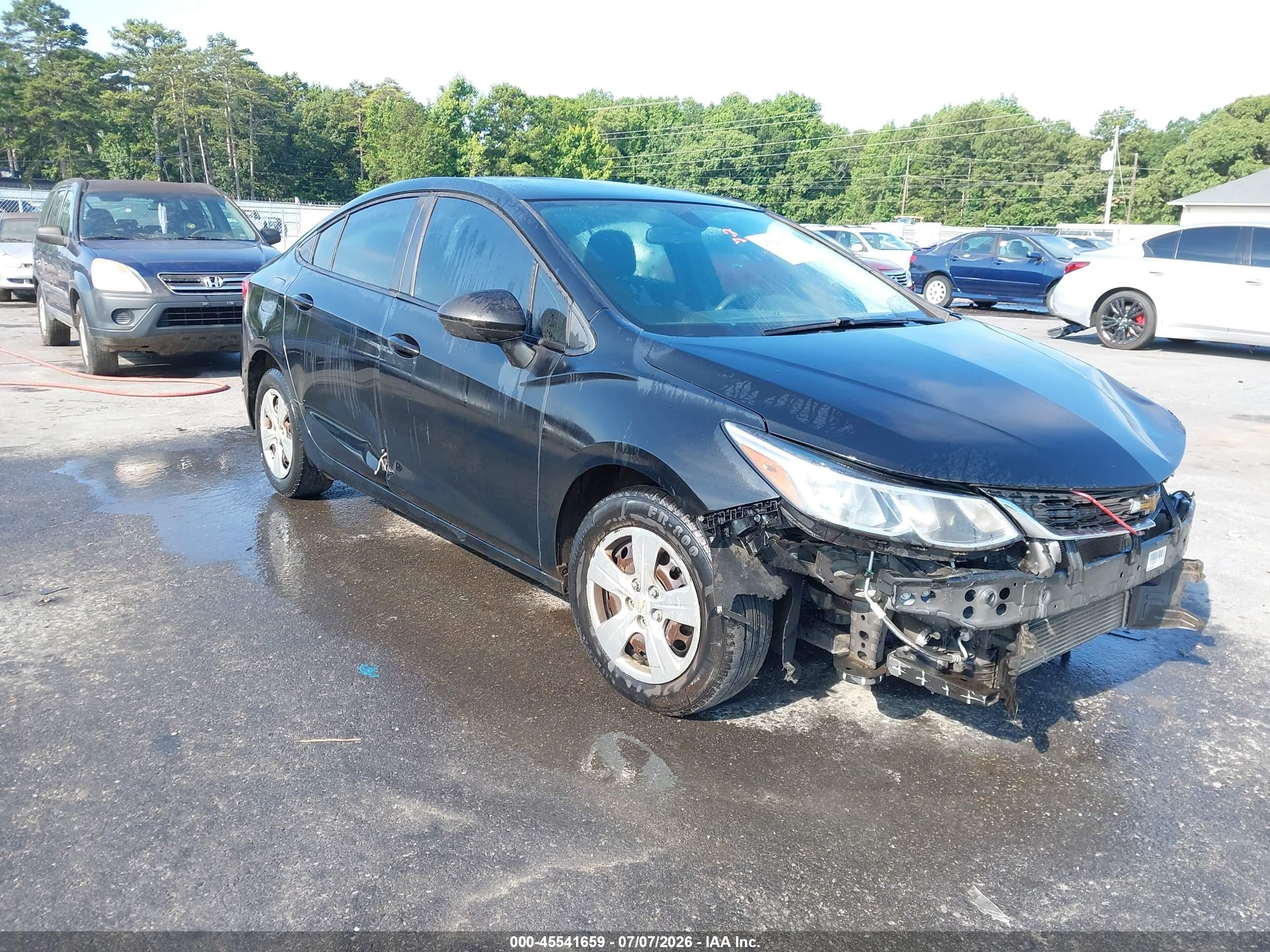 2018 Chevrolet Cruze LS, VIN 1G1BC5SMXJ7102503 — Normal wear
