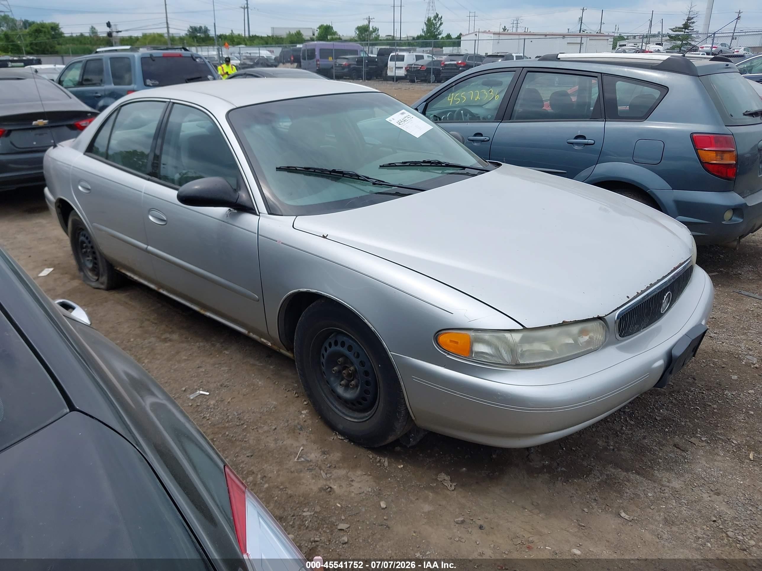 2004 Buick Century Custom, VIN 2G4WS52J041221613 — Normal wear