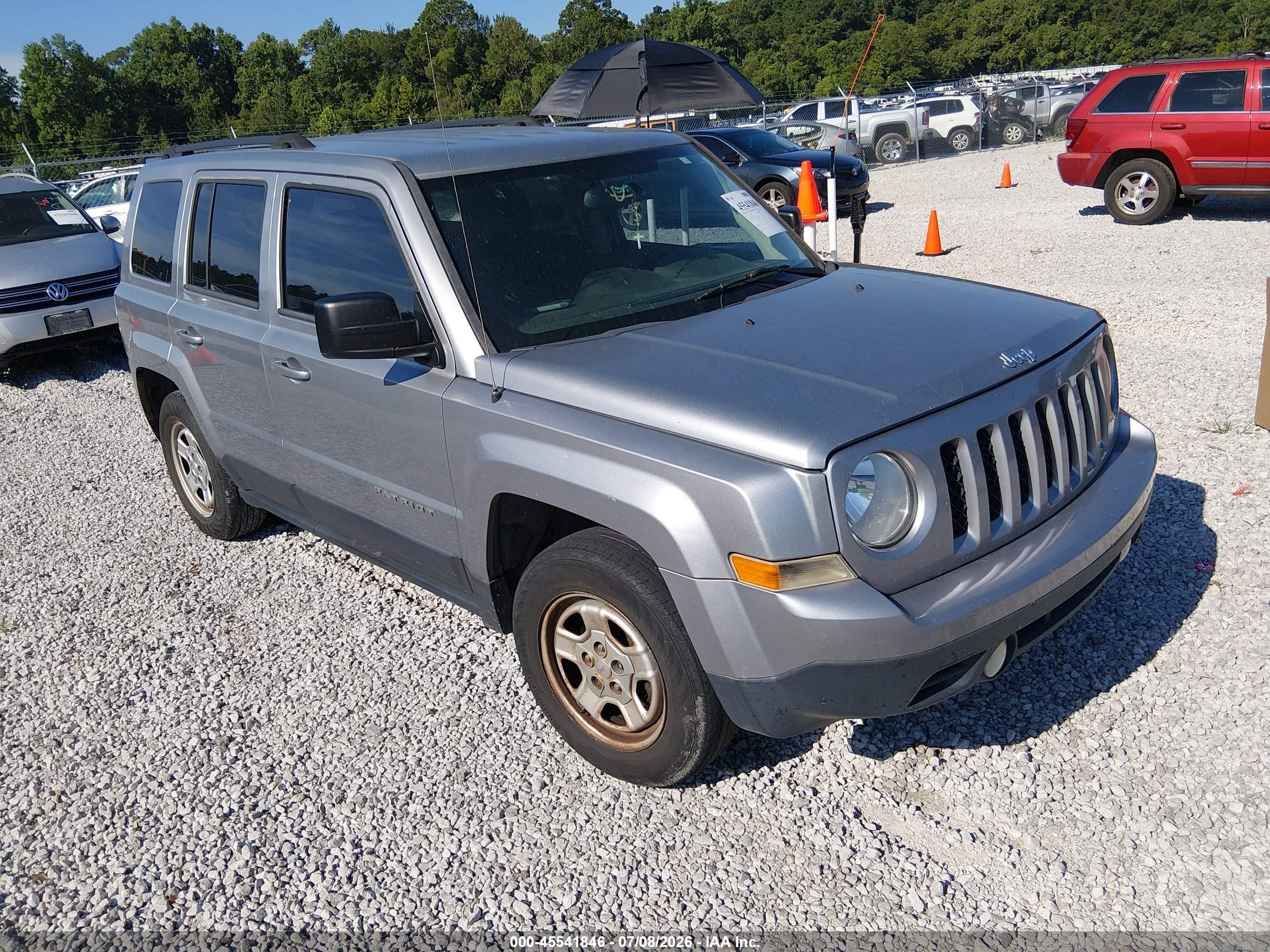 2016 Jeep Patriot Sport, VIN 1C4NJPBA7GD678393 — Normal wear