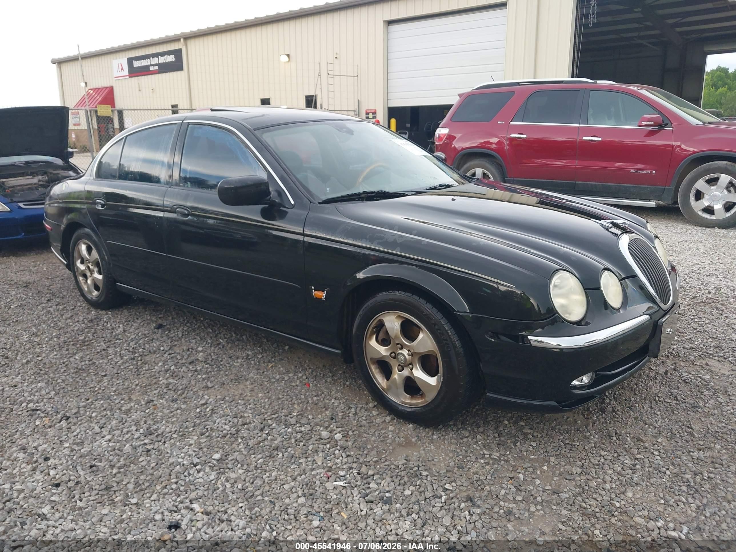 2000 Jaguar S-Type V6, VIN SAJDA01C8YFL59937 — Normal wear