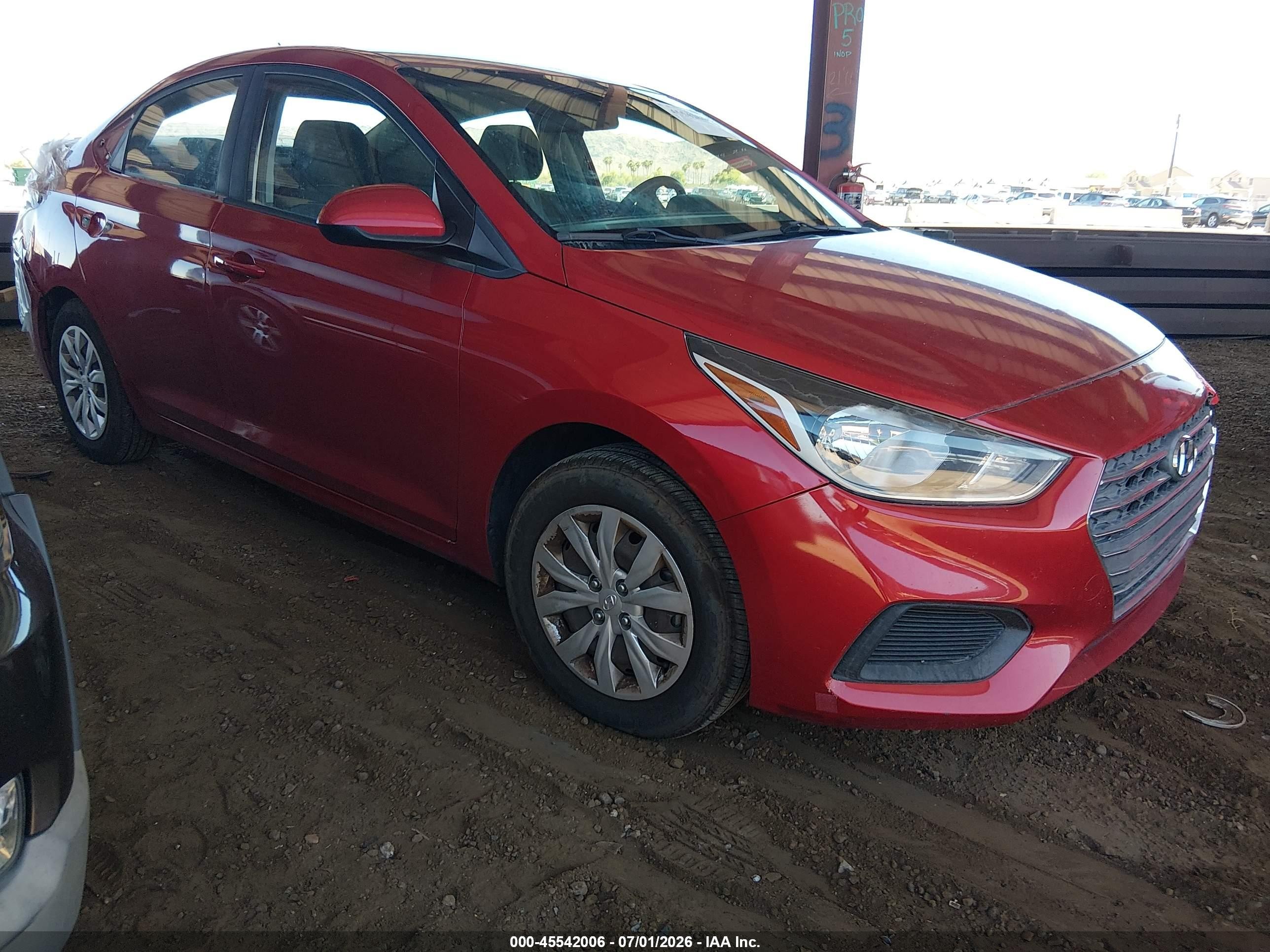2019 Hyundai Accent SE, VIN 3KPC24A38KE040053 — Rear end
